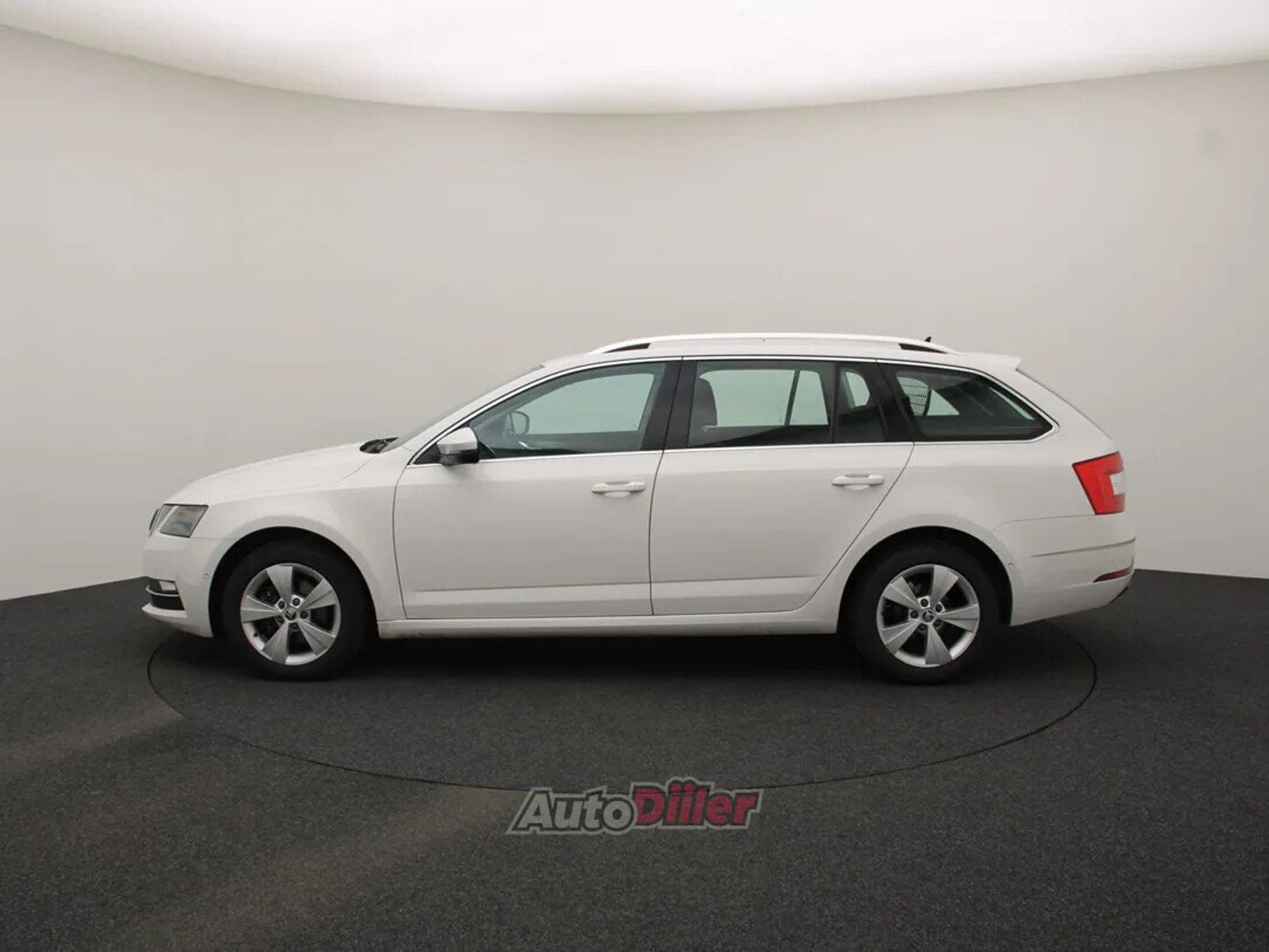 Skoda Octavia Style 1.5 110kW 2019, kuva 6/10
