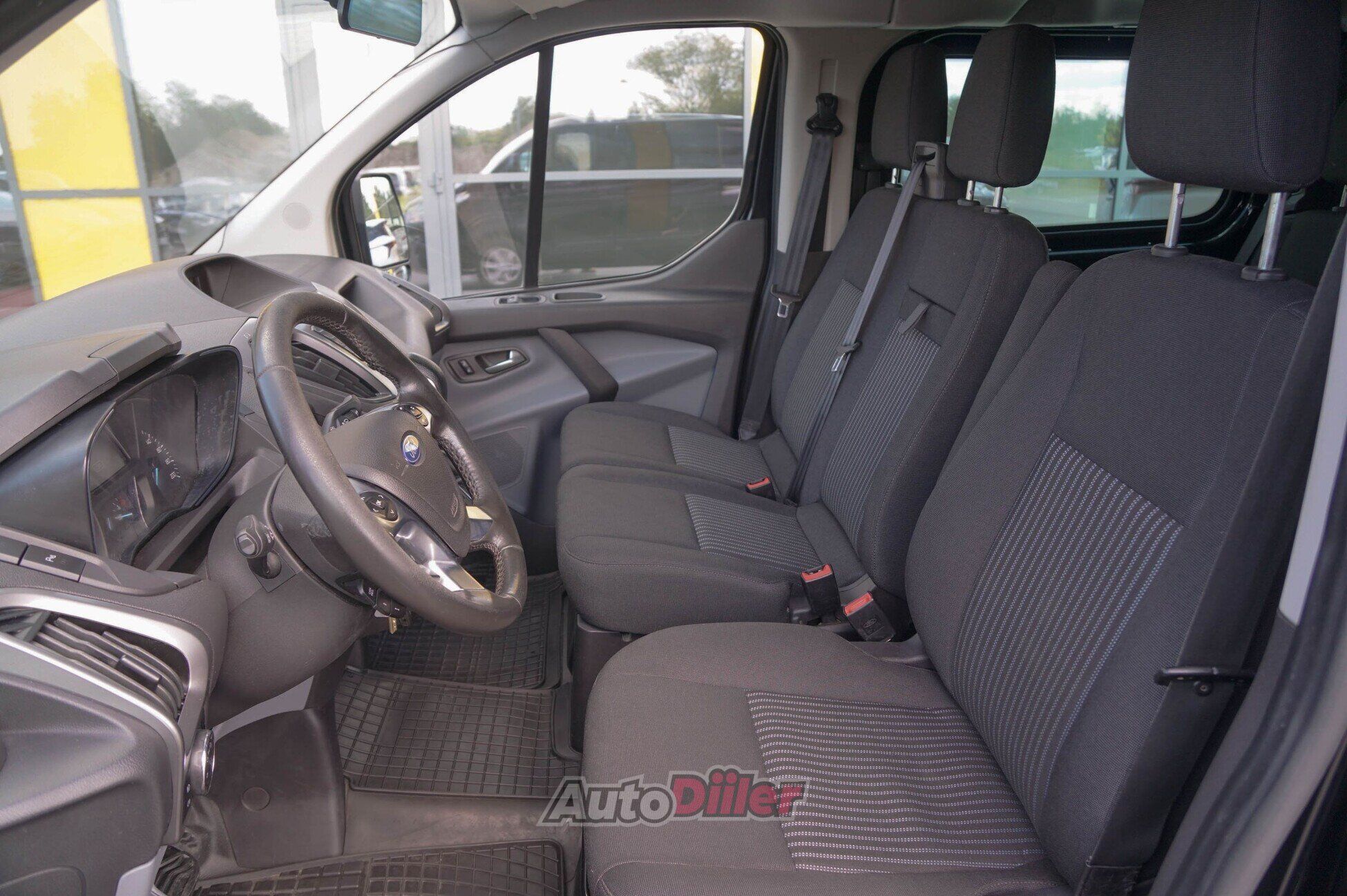 Ford Transit Custom 2017, kuva 7/10