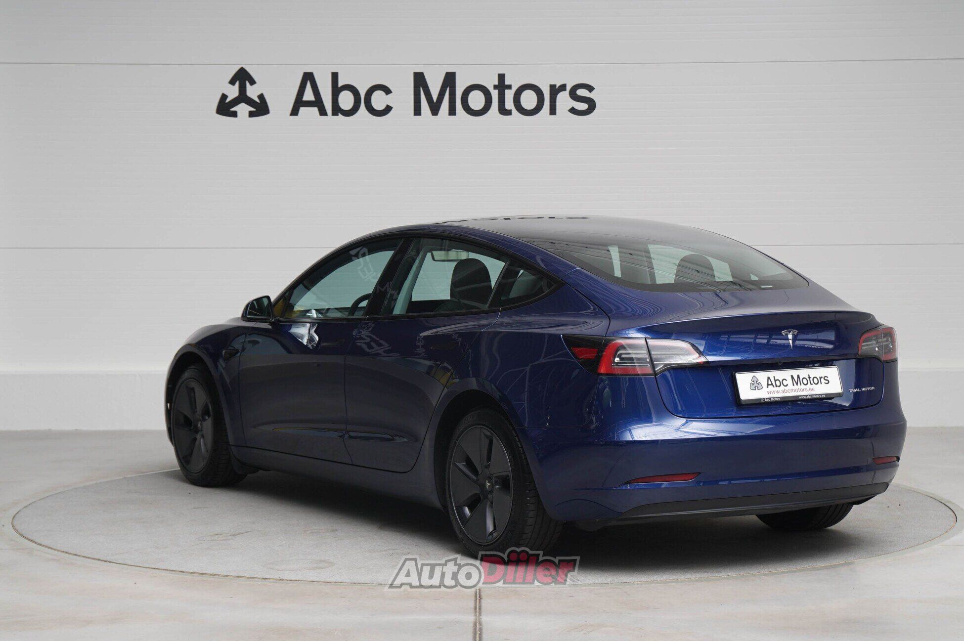 Tesla Model 3 2023, photo 6/10