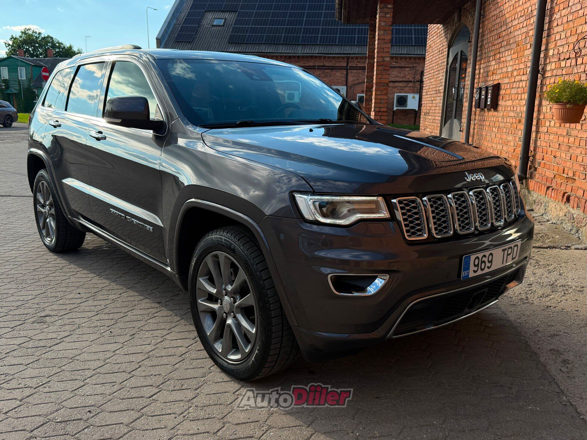 Jeep Grand Cherokee 3.0 184kW 2017, photo 2/10