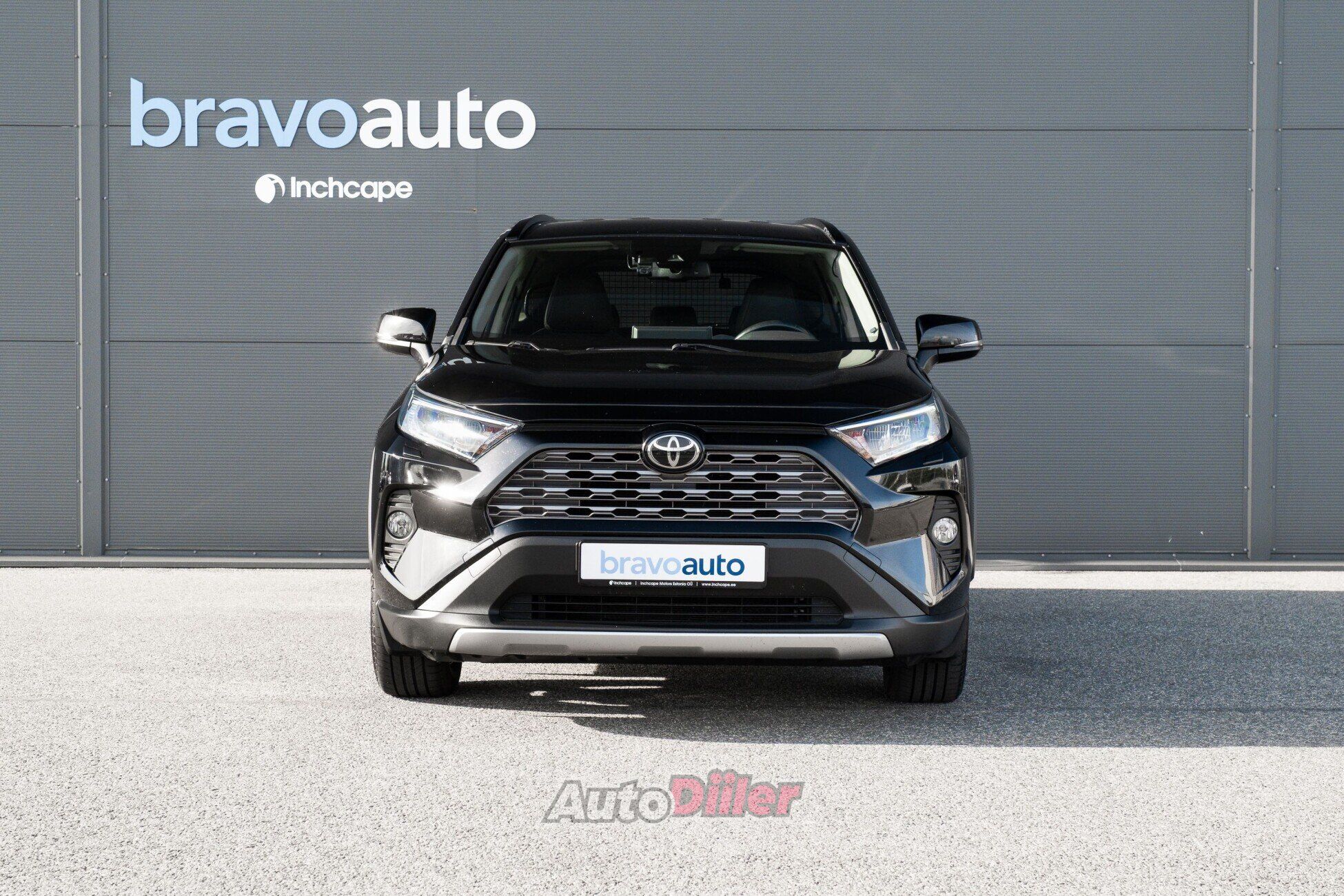 Toyota RAV4 2019, photo 2/10