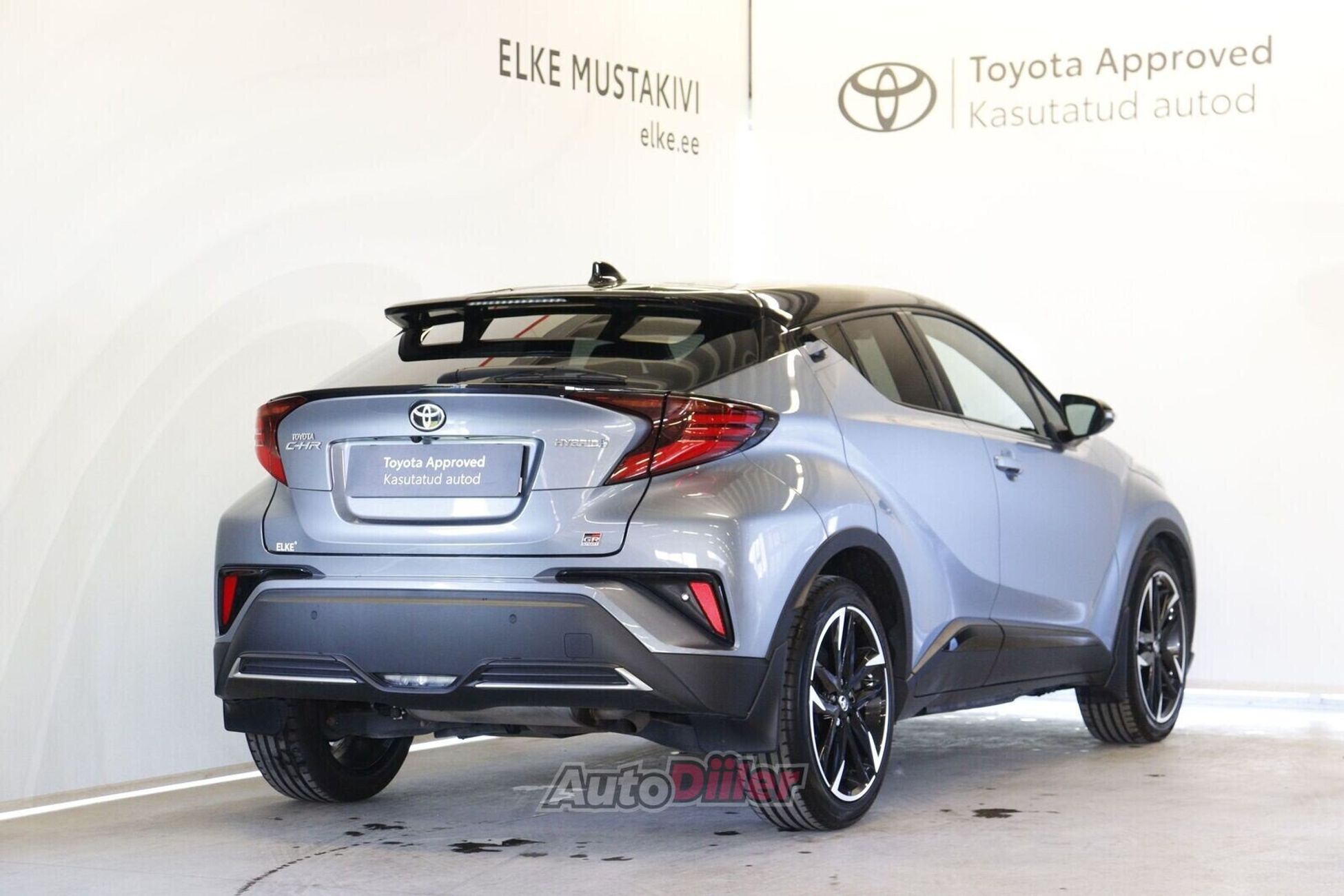 Toyota C-HR GR Sport 1.8 72kW 2022, photo 2/10