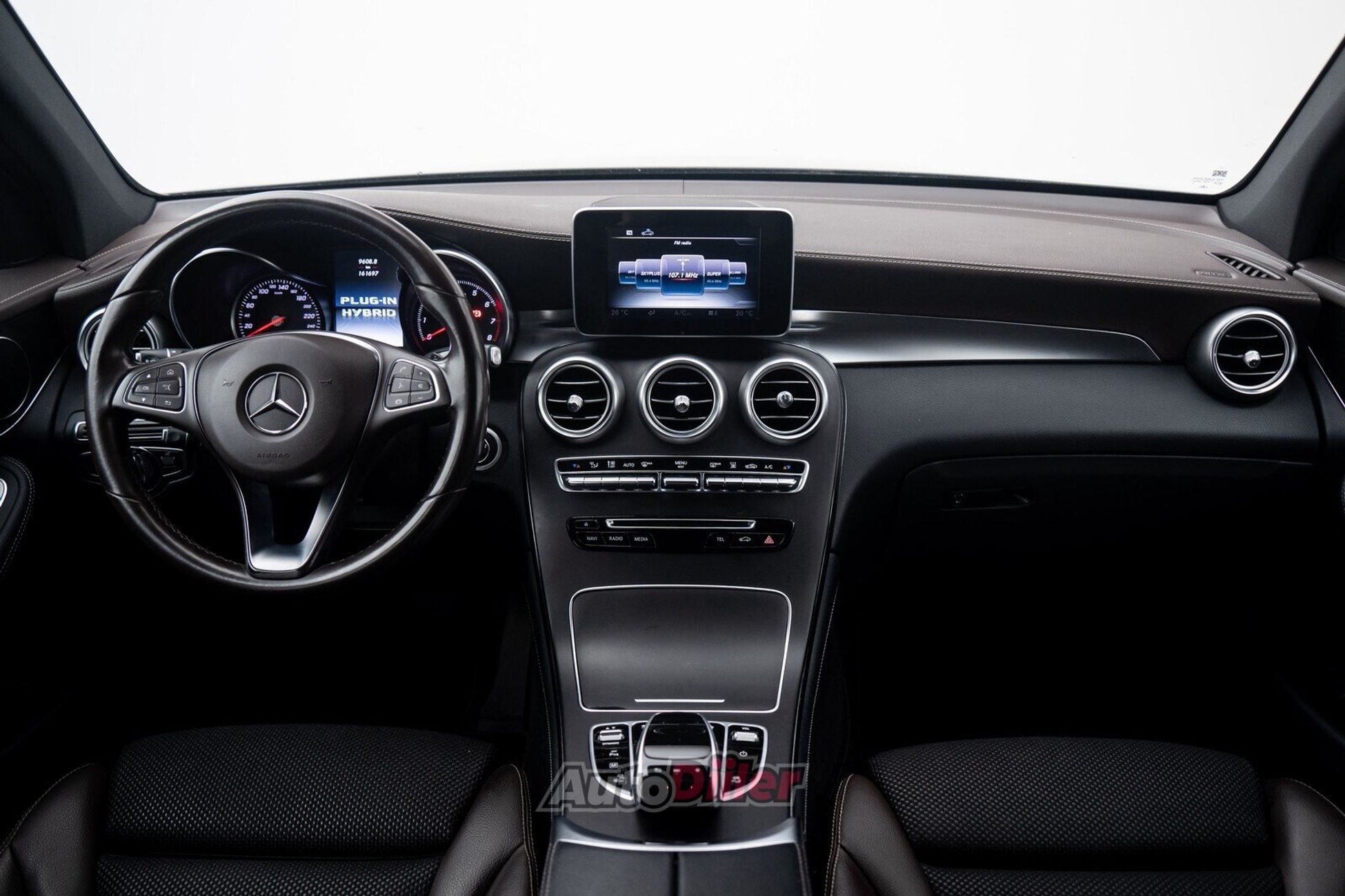 Mercedes-Benz GLC 350 327kW 2015, kuva 2/10