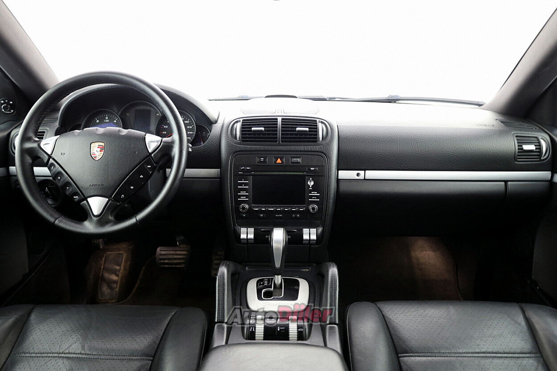 Porsche Cayenne 3.0 176kW 2009, photo 5/8