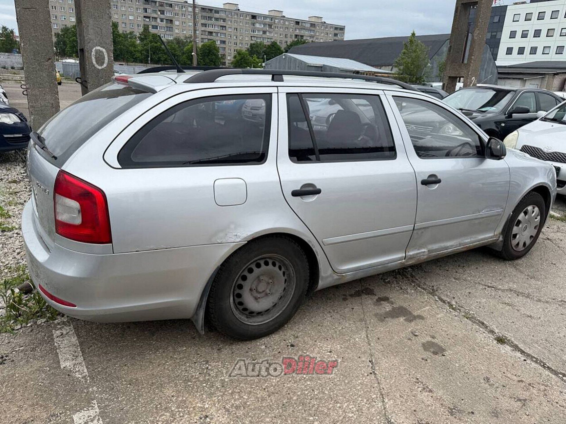 Skoda Octavia 1.4 90kW 2011, kuva 3/7