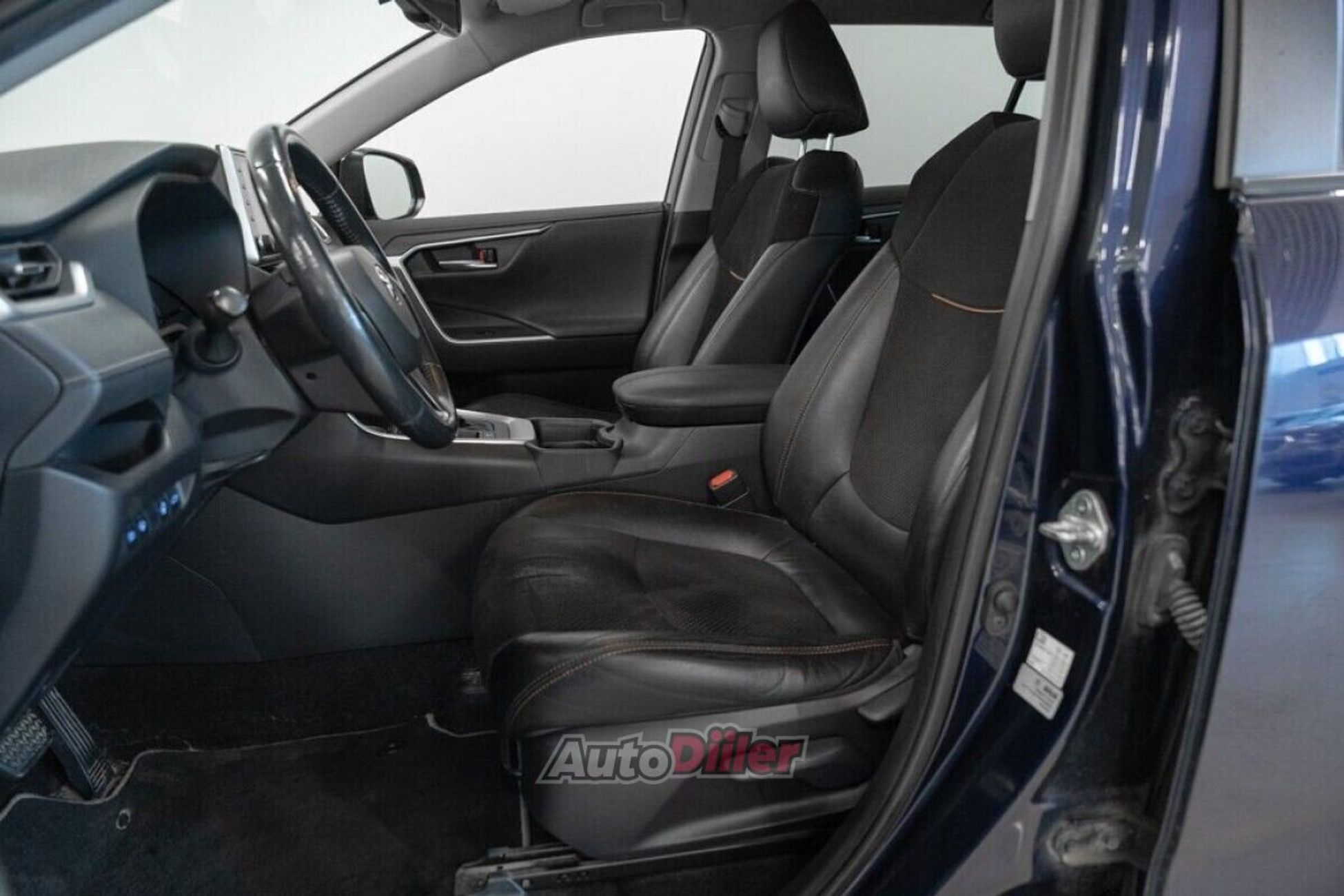 Toyota RAV4 2.5 160kW 2020, kuva 7/10