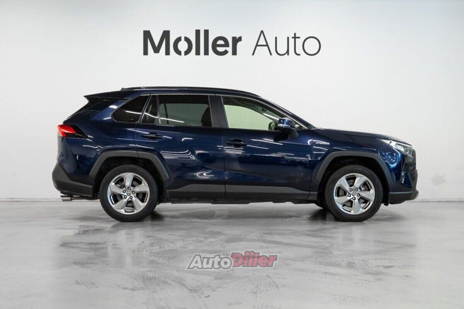 Toyota RAV4 2.5 160kW 2020, kuva 4/10