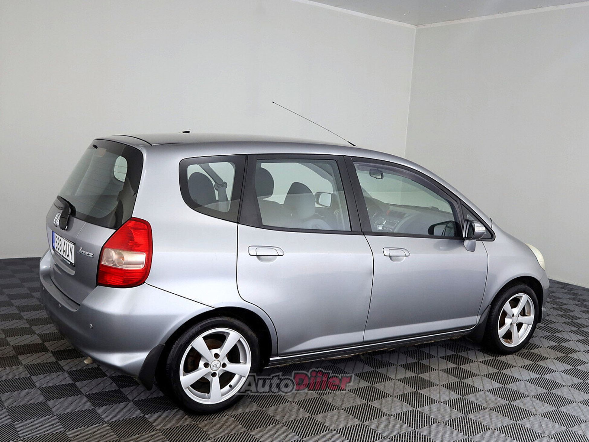 Honda Jazz 1.3 61kW 2005, kuva 3/7