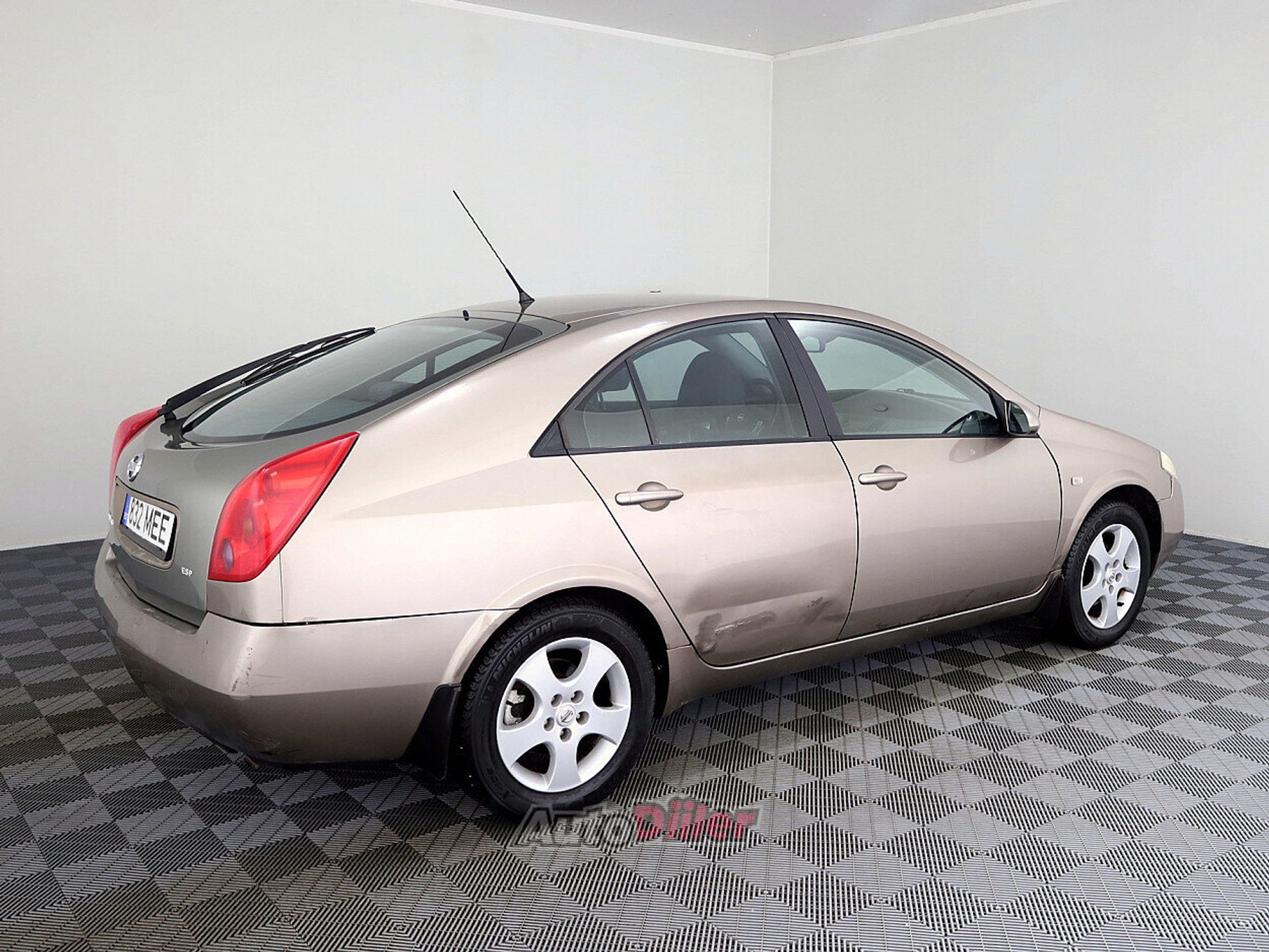 Nissan Primera 1.8 85kW 2004, kuva 3/8