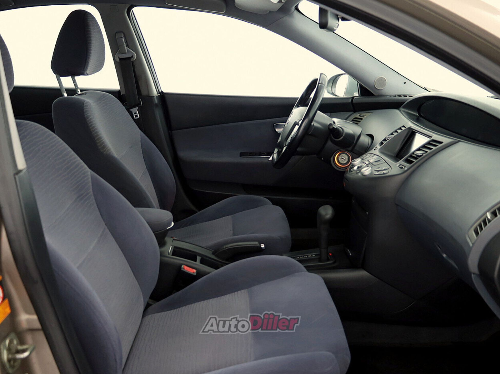 Nissan Primera 1.8 85kW 2004, kuva 6/8
