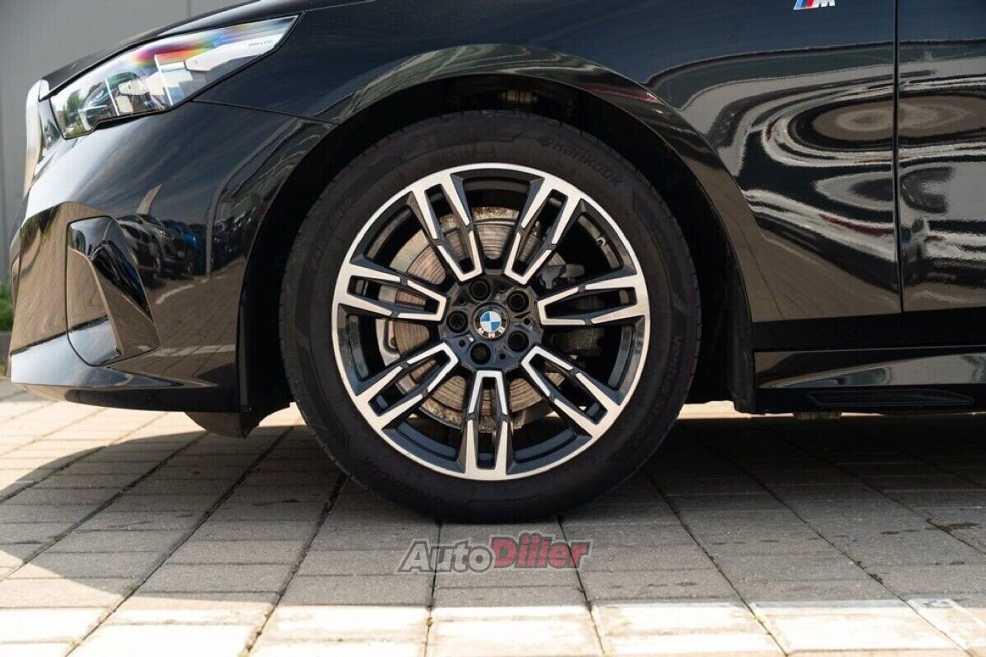 BMW 520 2.0 145kW 2024, photo 5/10