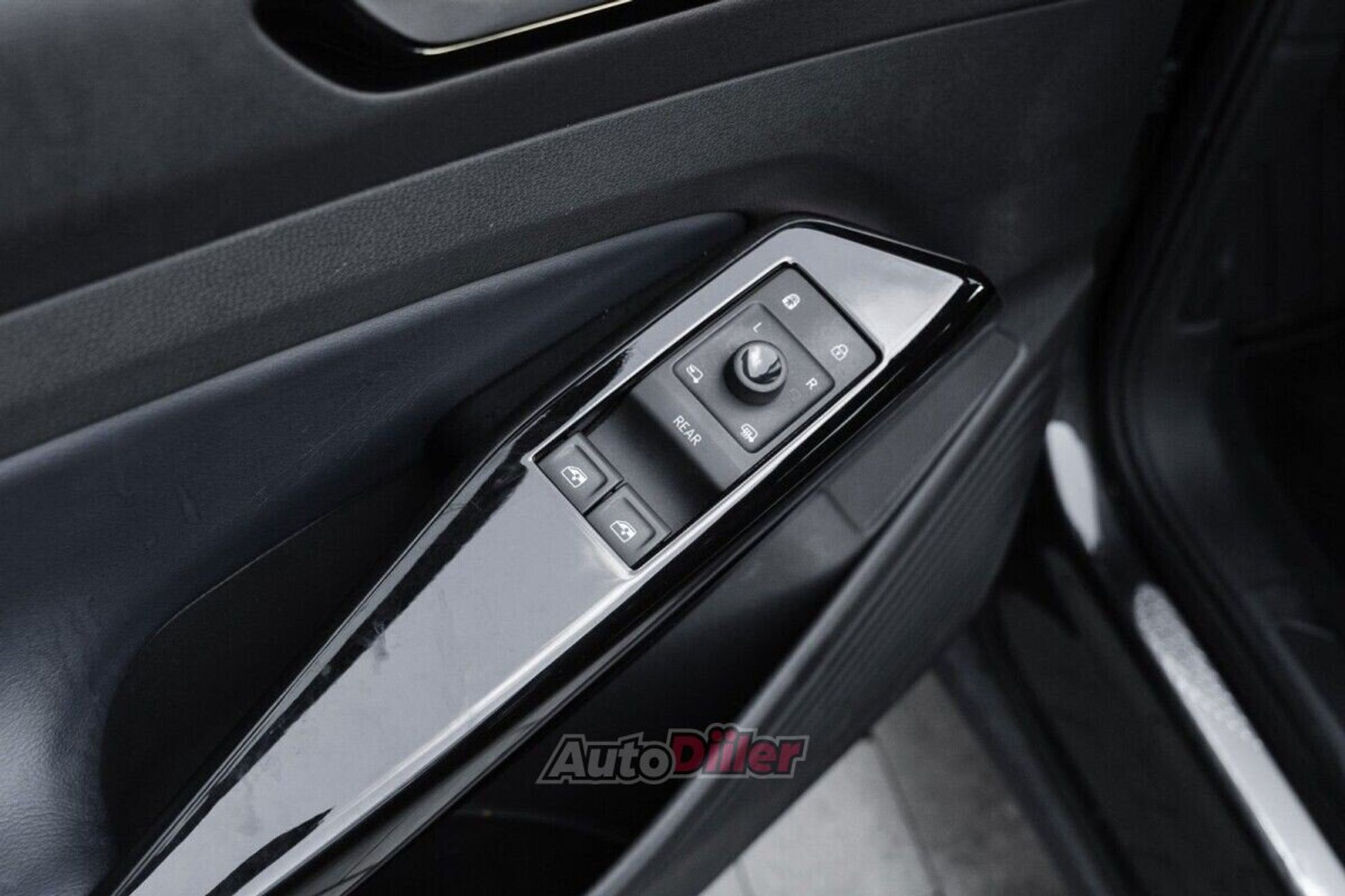 Volkswagen ID.4 220kW 2022, photo 7/10