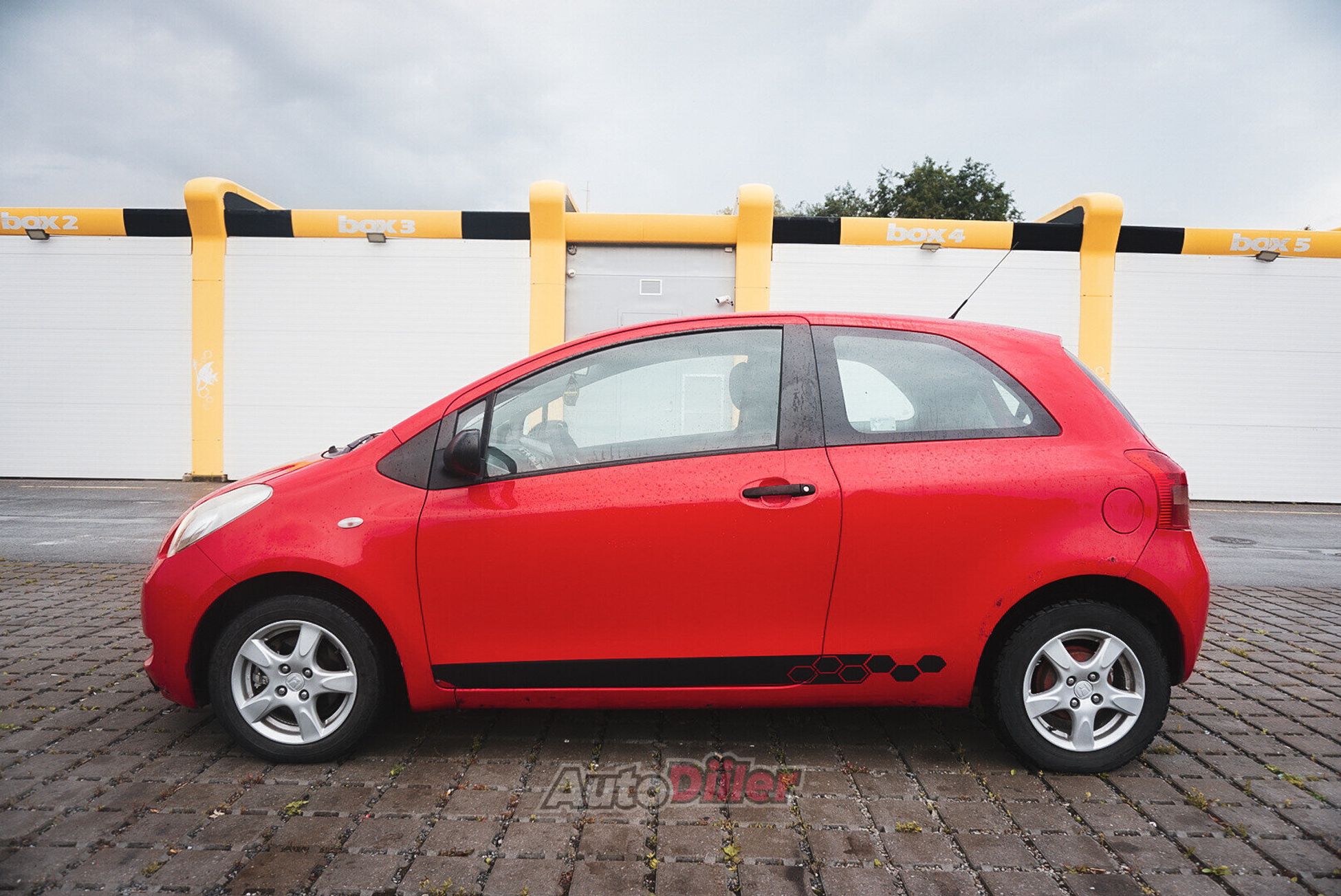 Toyota Yaris 1.3 64kW 2007, photo 6/10