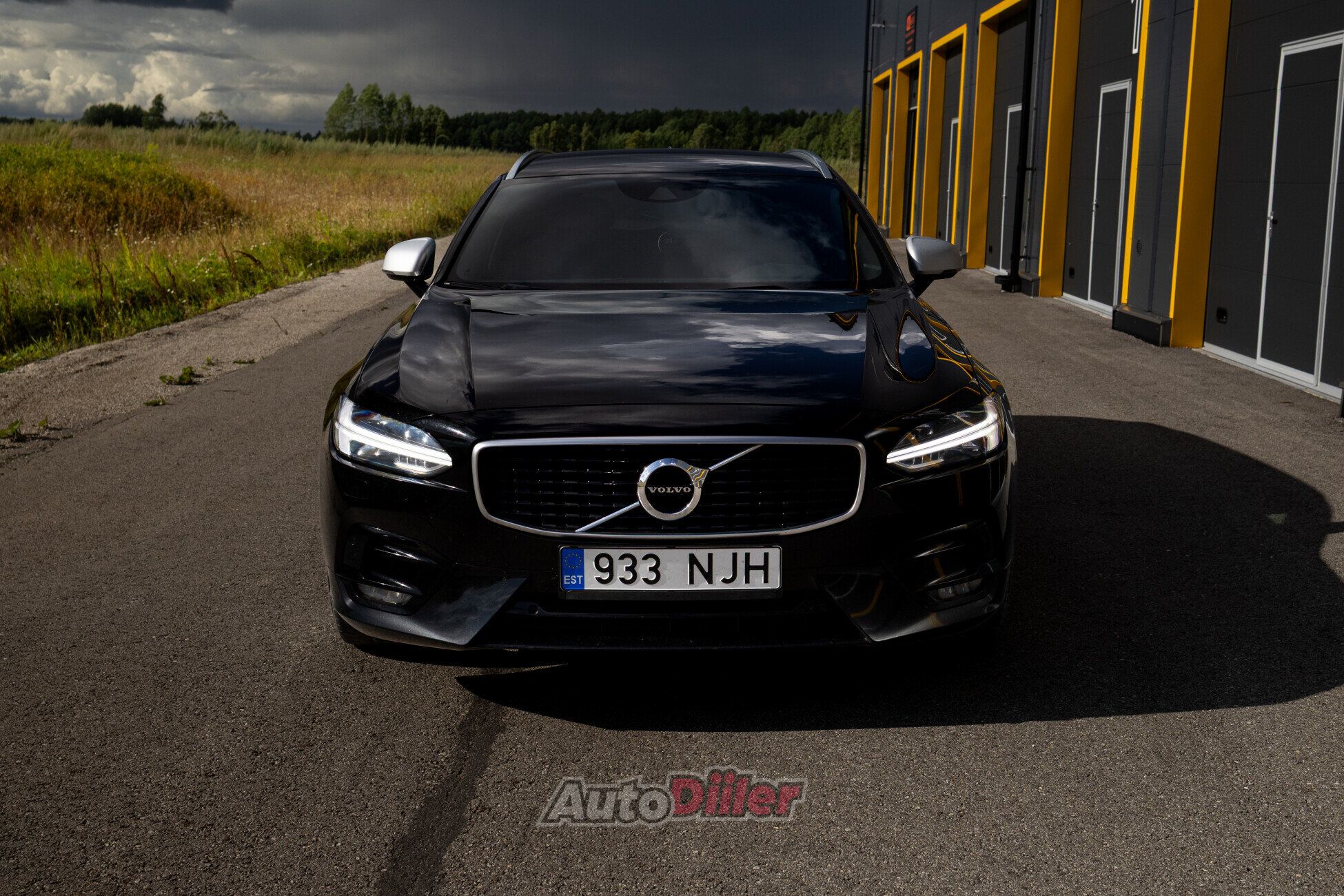 Volvo V90