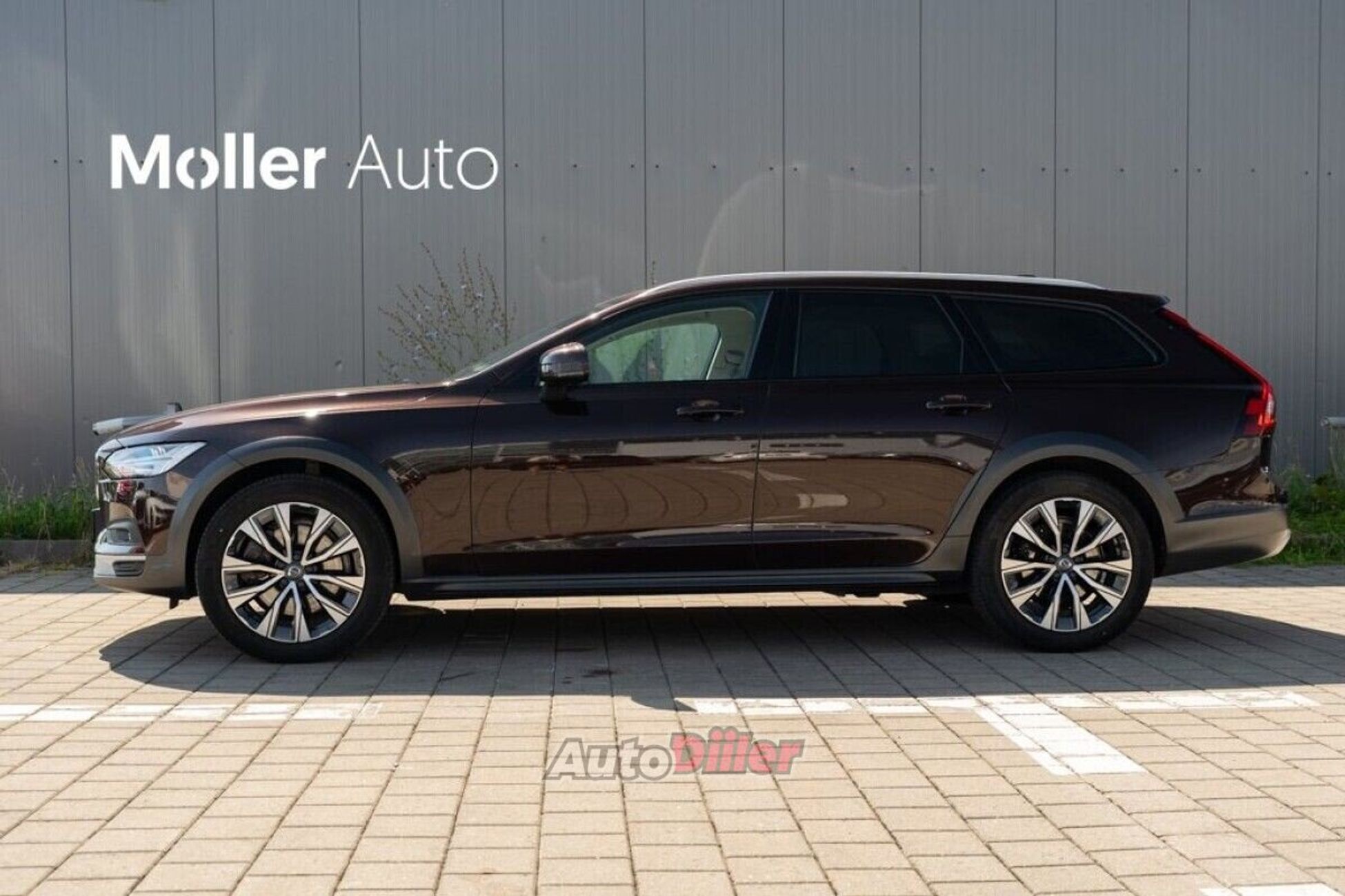 Volvo V90 2.0 184kW 2021, photo 2/10