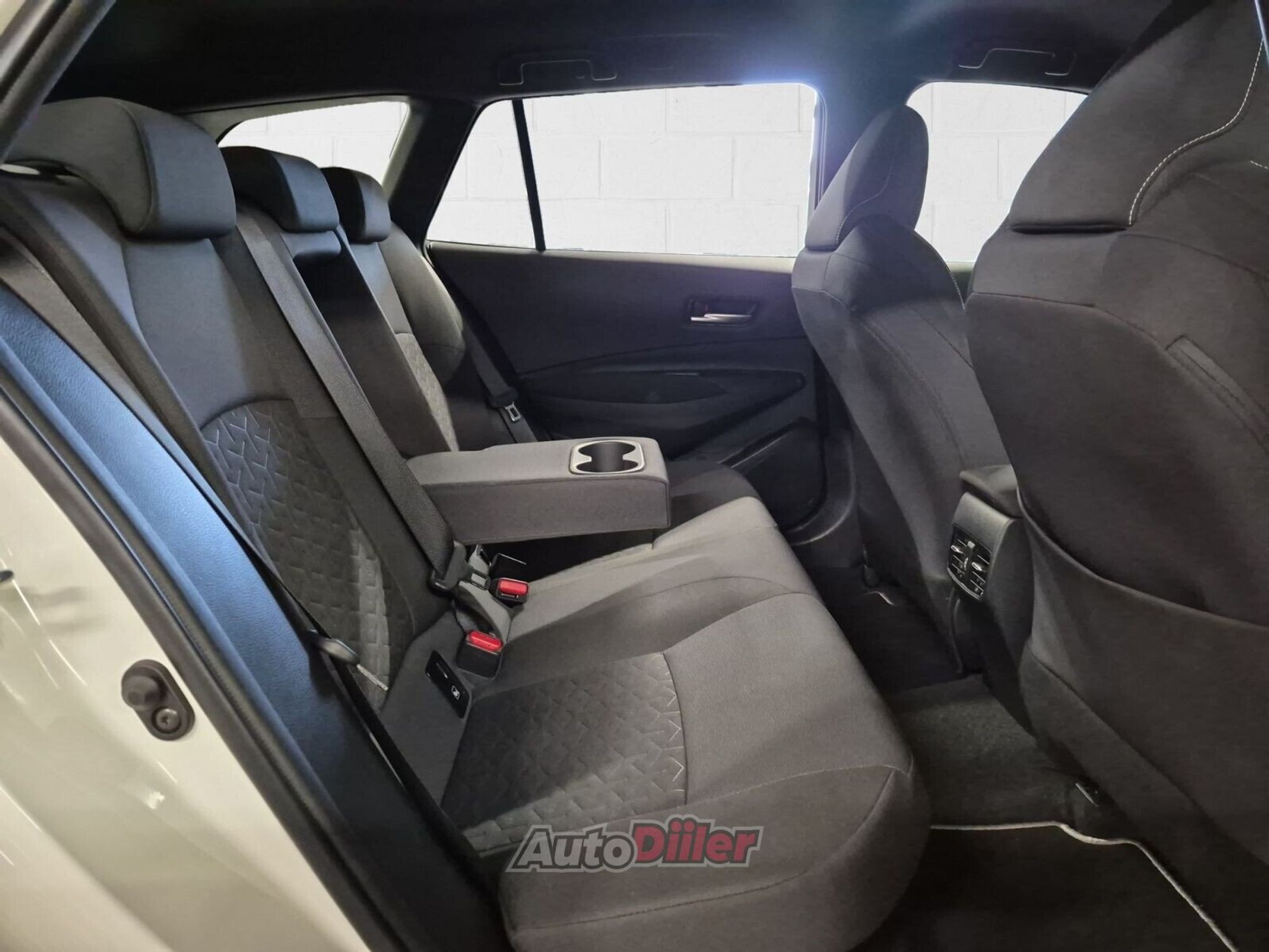 Toyota Corolla 2021, photo 7/10