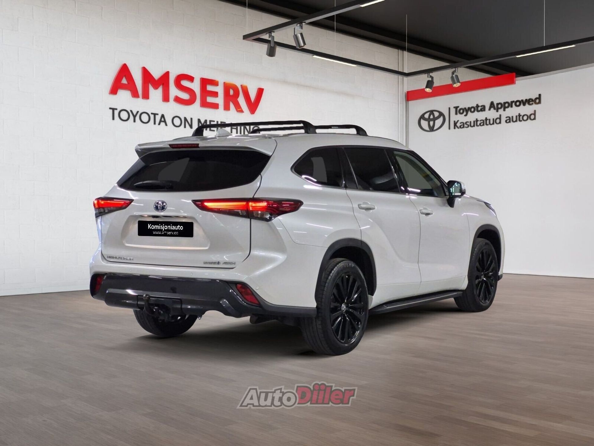 Toyota Highlander 2024, photo 2/10