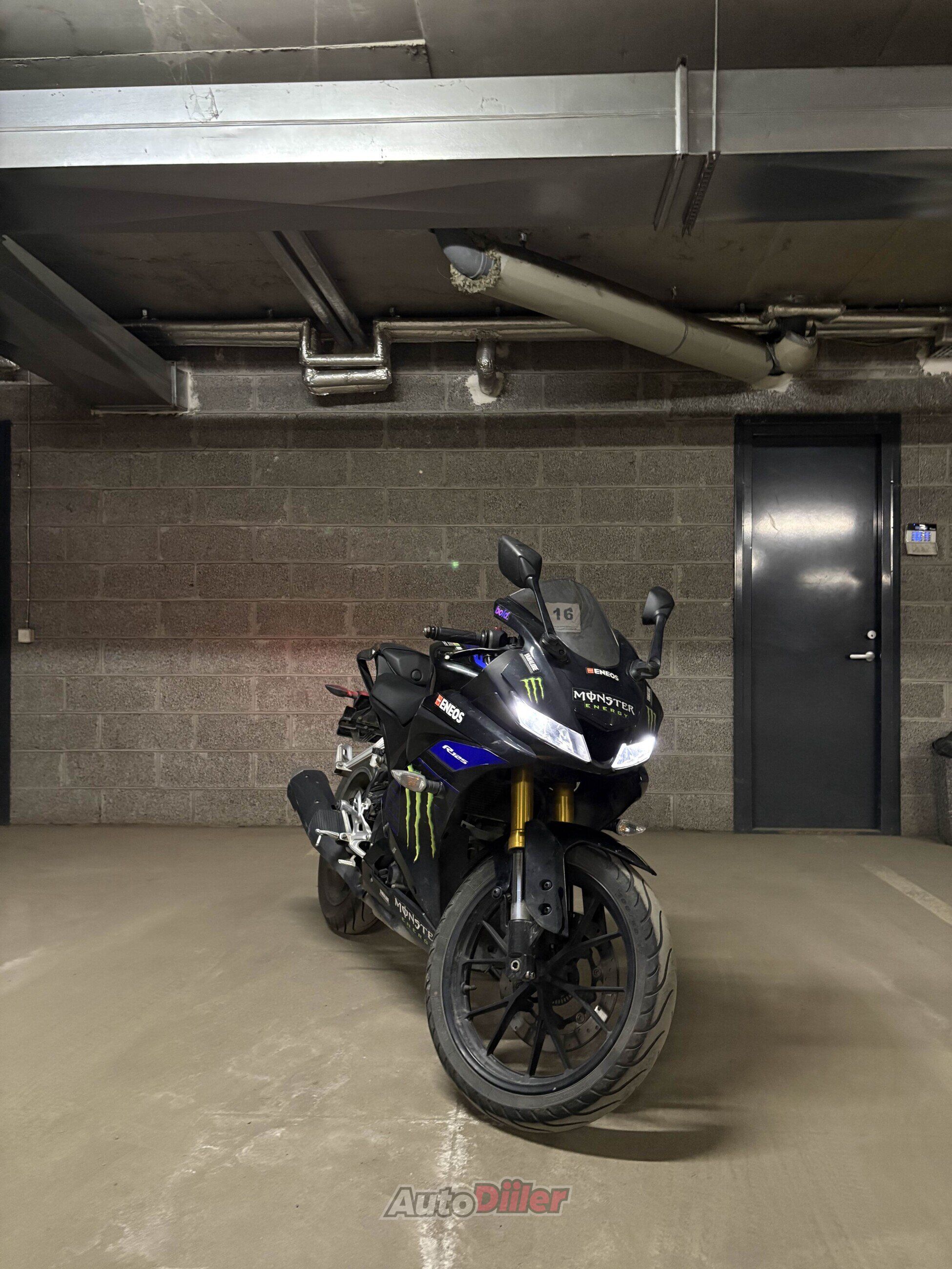 Yamaha YZF
