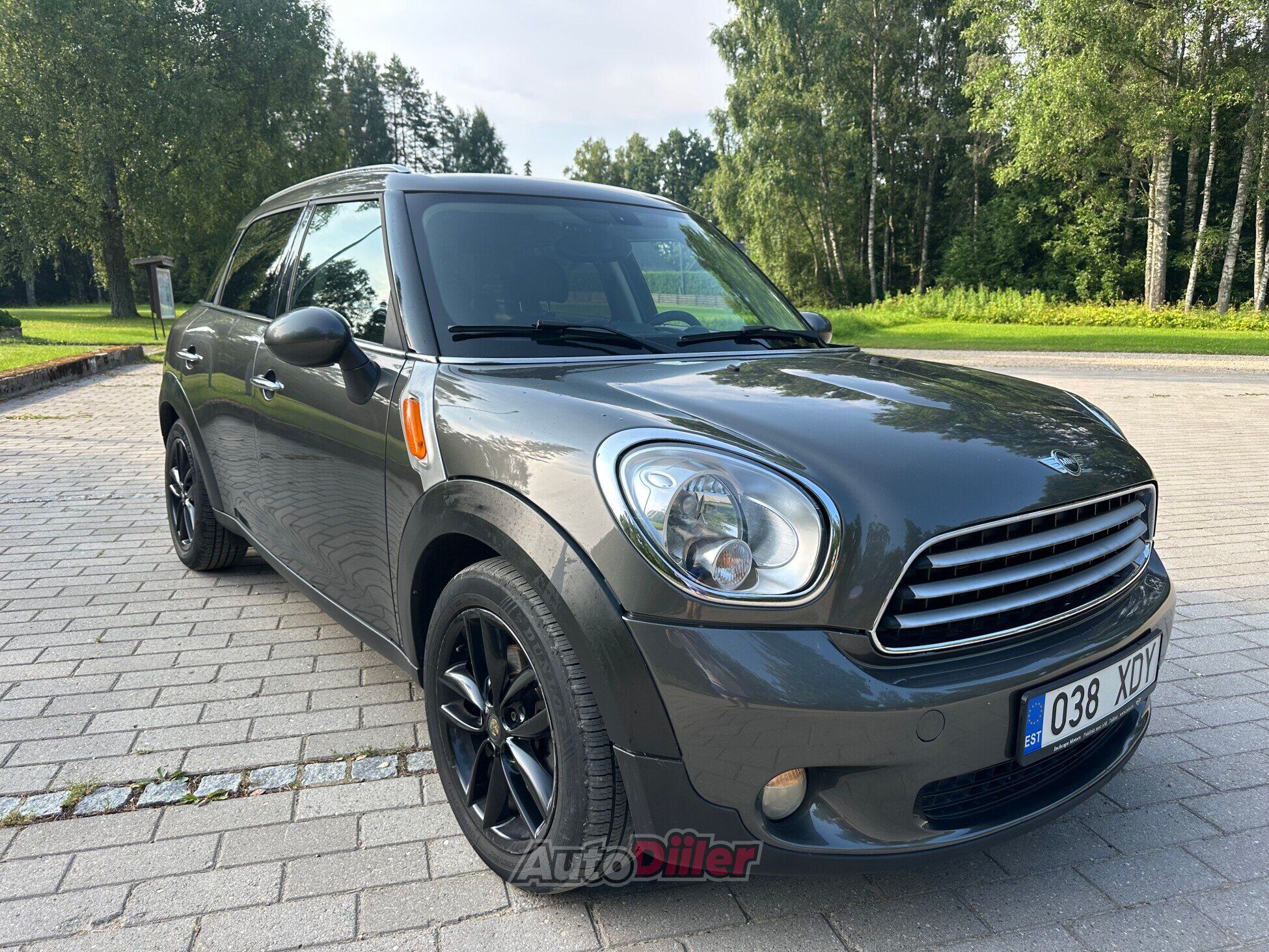 MINI Cooper D 1.6 82kW 2010, photo 2/10