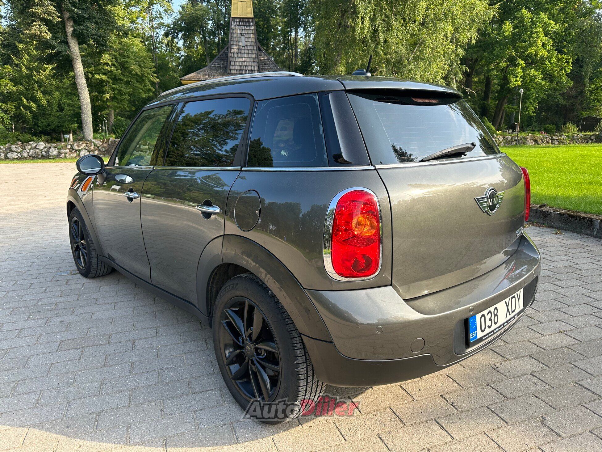 MINI Cooper D 1.6 82kW 2010, photo 4/10