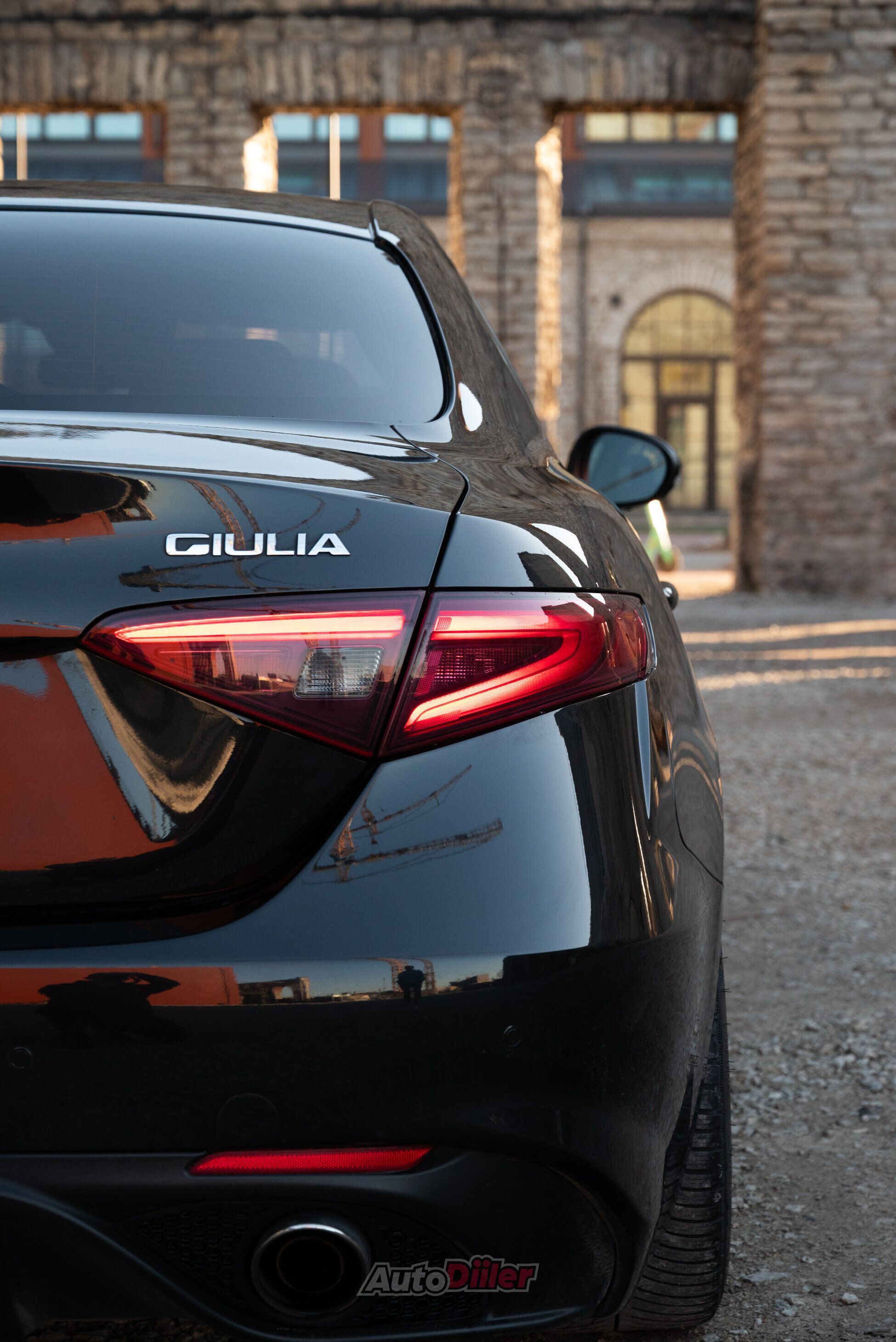 Alfa Romeo Giulia Veloce 2.0 206kW 2017, photo 5/10