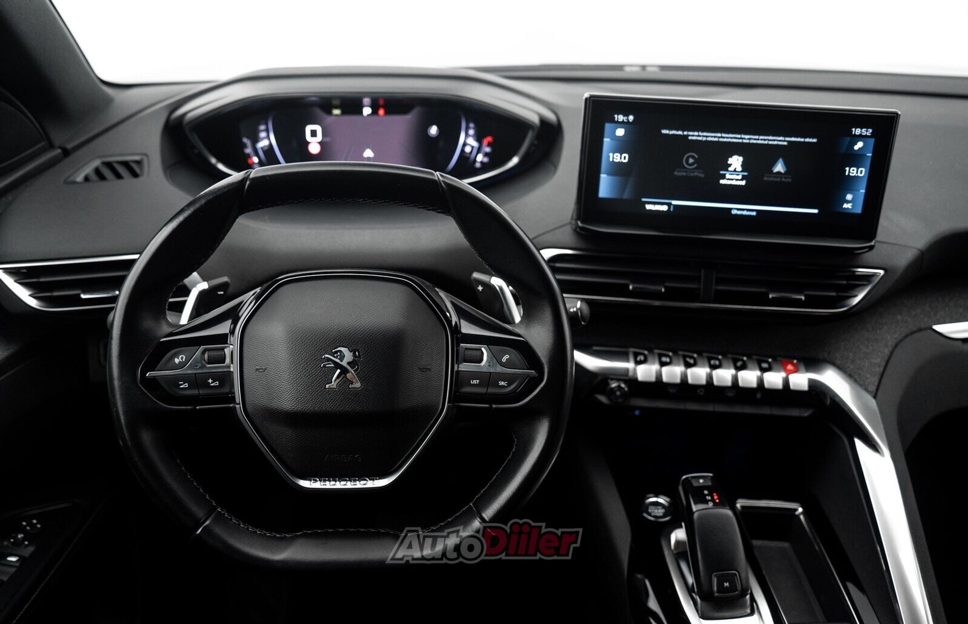 Peugeot 5008 1.2 96kW 2022, photo 2/10