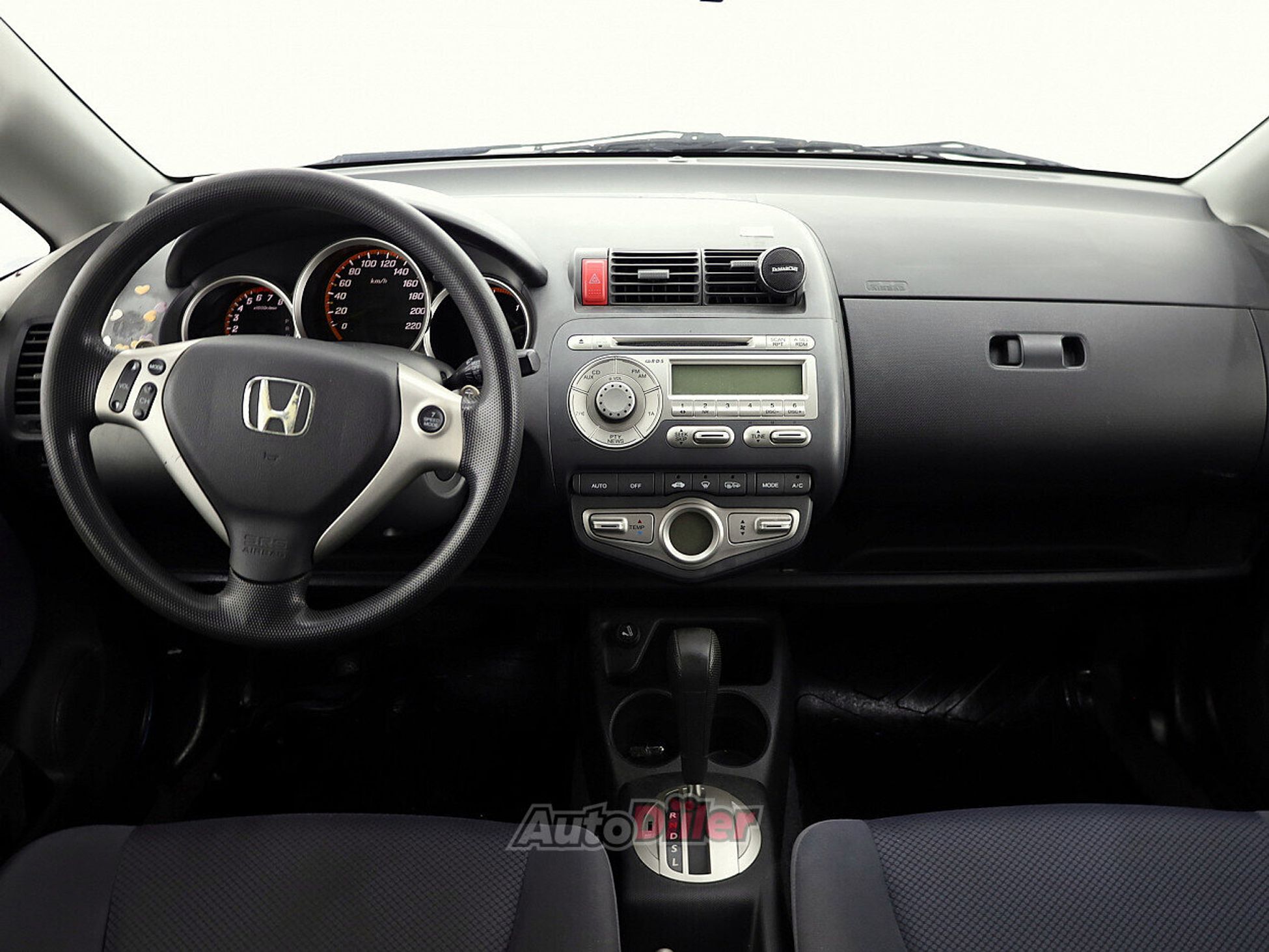 Honda Jazz 1.3 61kW 2005, photo 5/7