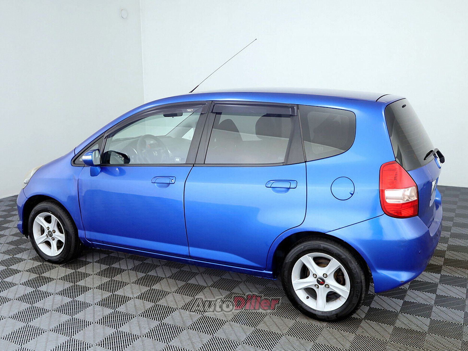 Honda Jazz 1.3 61kW 2005, photo 4/7