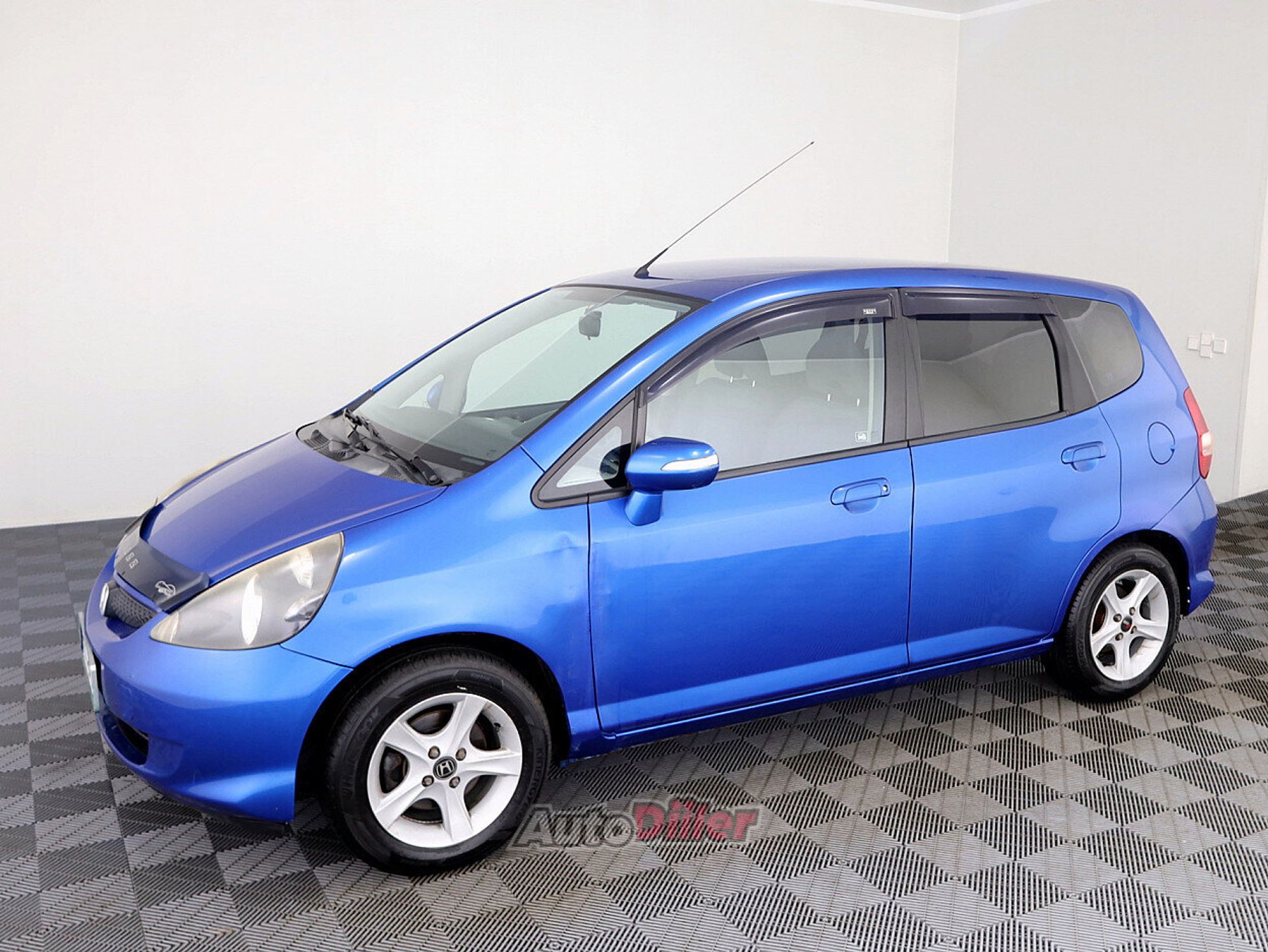 Honda Jazz 1.3 61kW 2005, photo 2/7