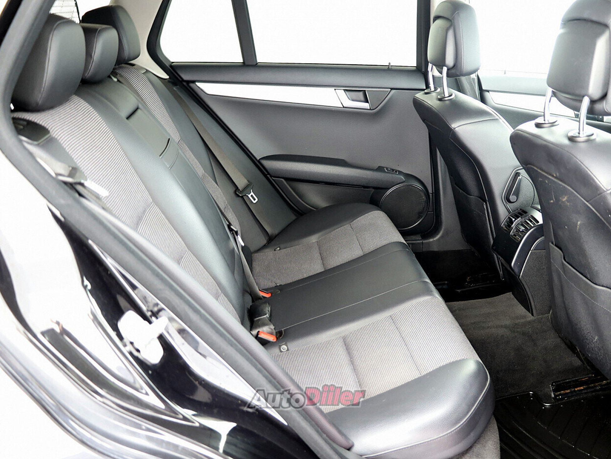 Mercedes-Benz C 220 2.1 125kW 2011, photo 7/7