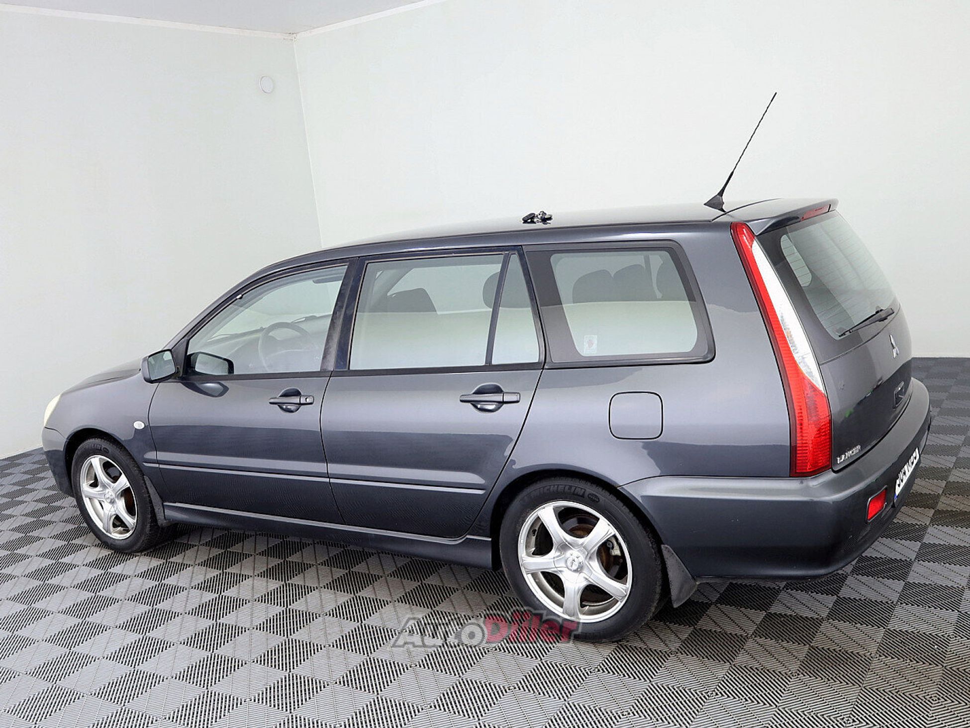 Mitsubishi Lancer 1.6 72kW 2003, photo 4/7