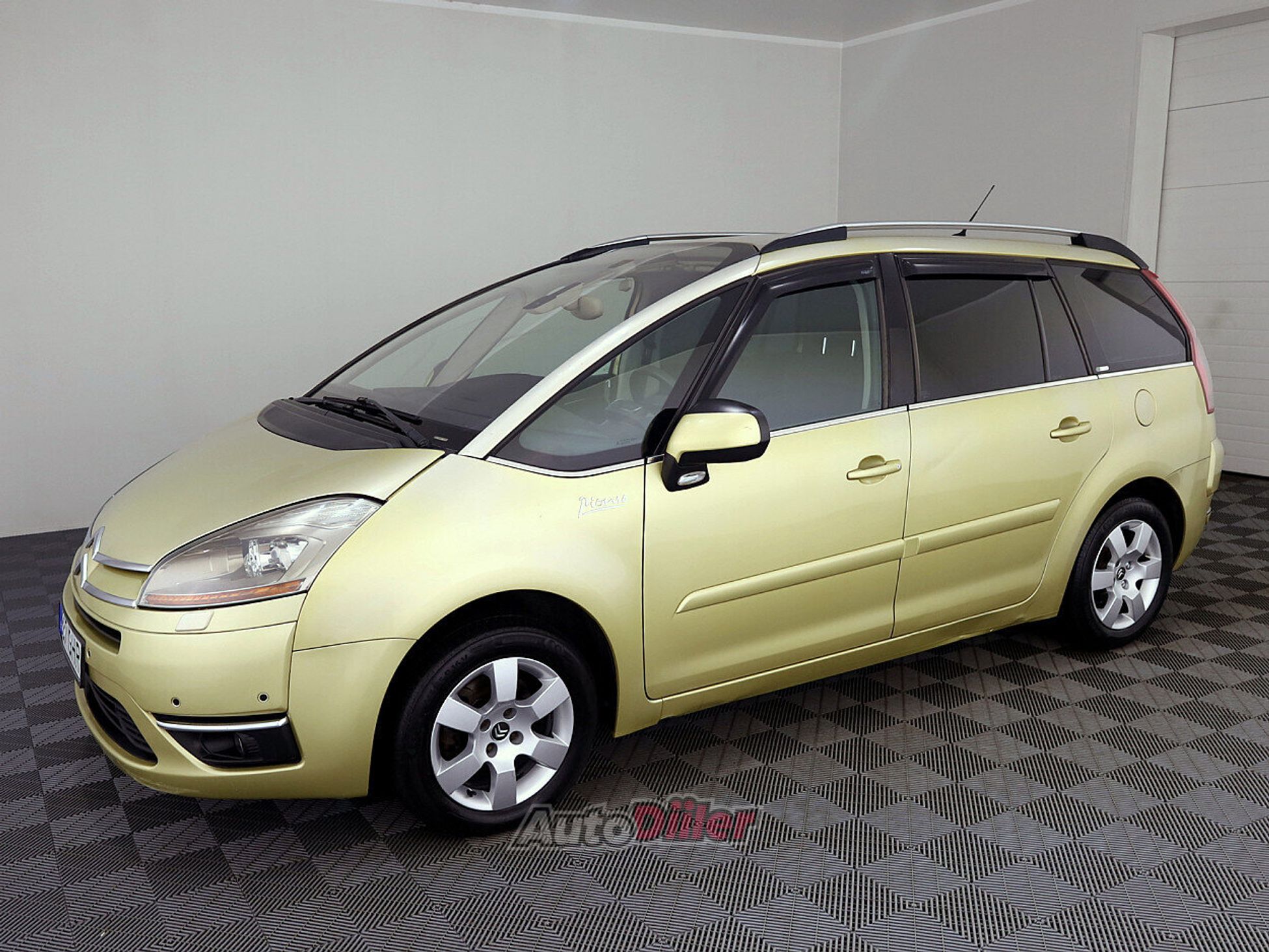 Citroen C4 Picasso 2.0 100kW 2009, photo 2/7