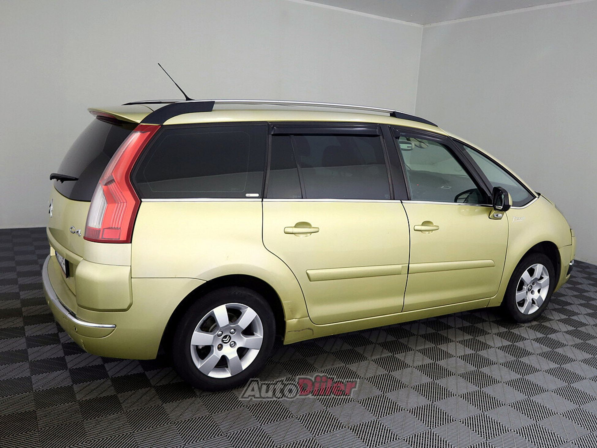 Citroen C4 Picasso 2.0 100kW 2009, photo 3/7