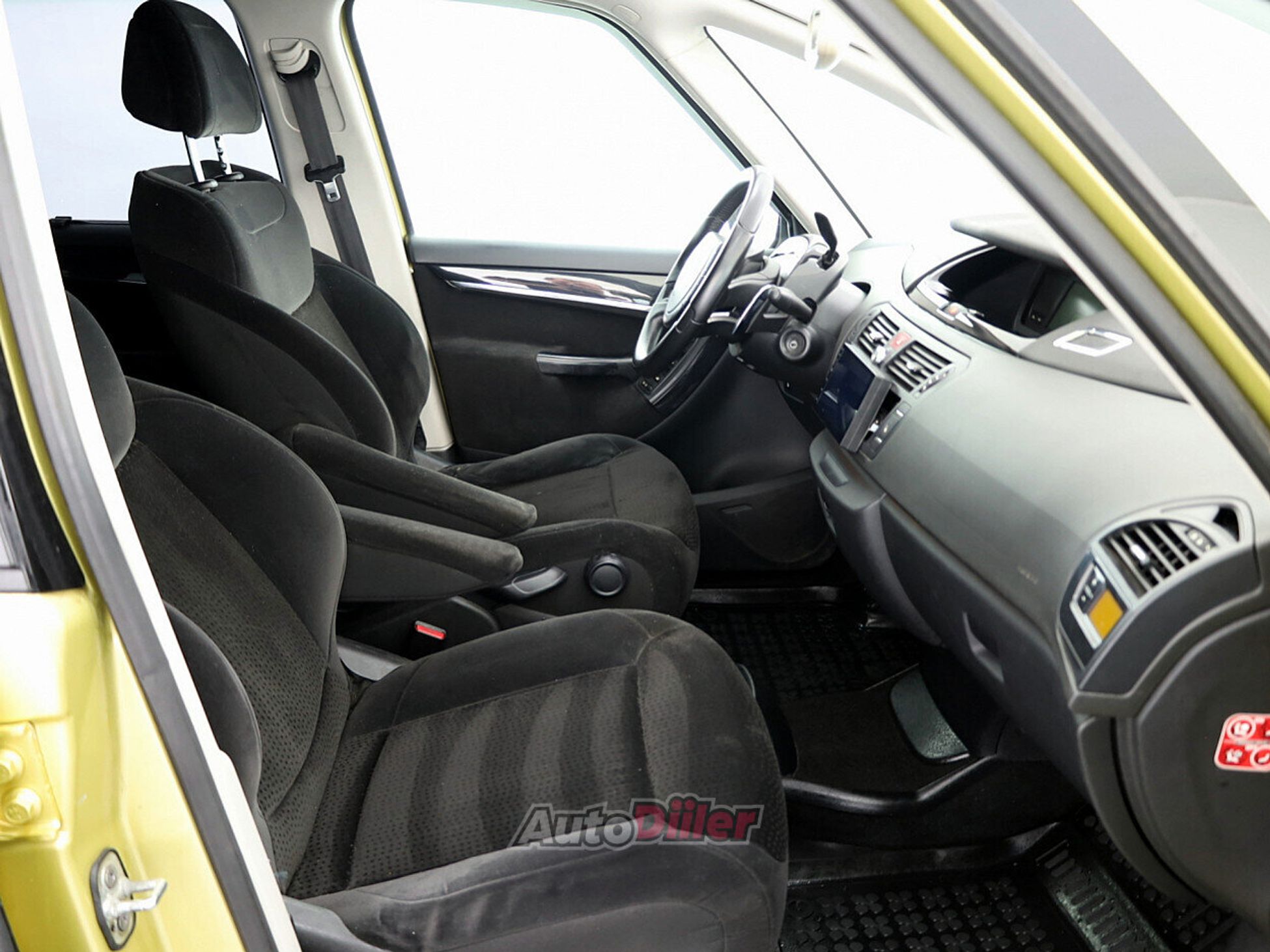 Citroen C4 Picasso 2.0 100kW 2009, photo 6/7