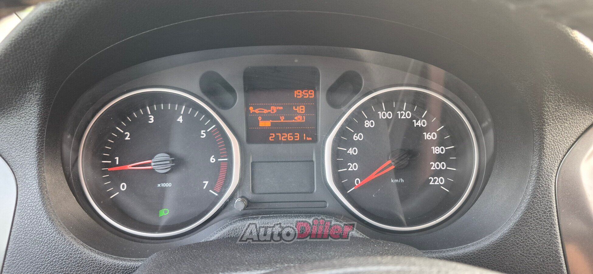 Citroen C-Elysee 1.6 68kW 2014, photo 2/9