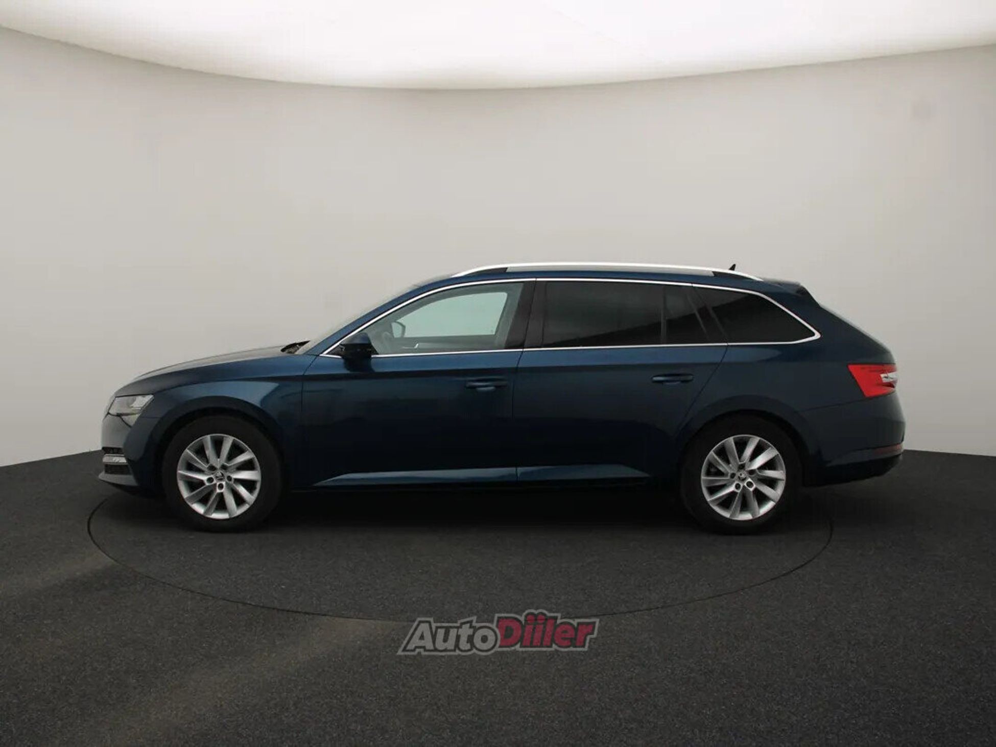 Skoda Superb Ambition 1.4 160kW 2021, kuva 6/10