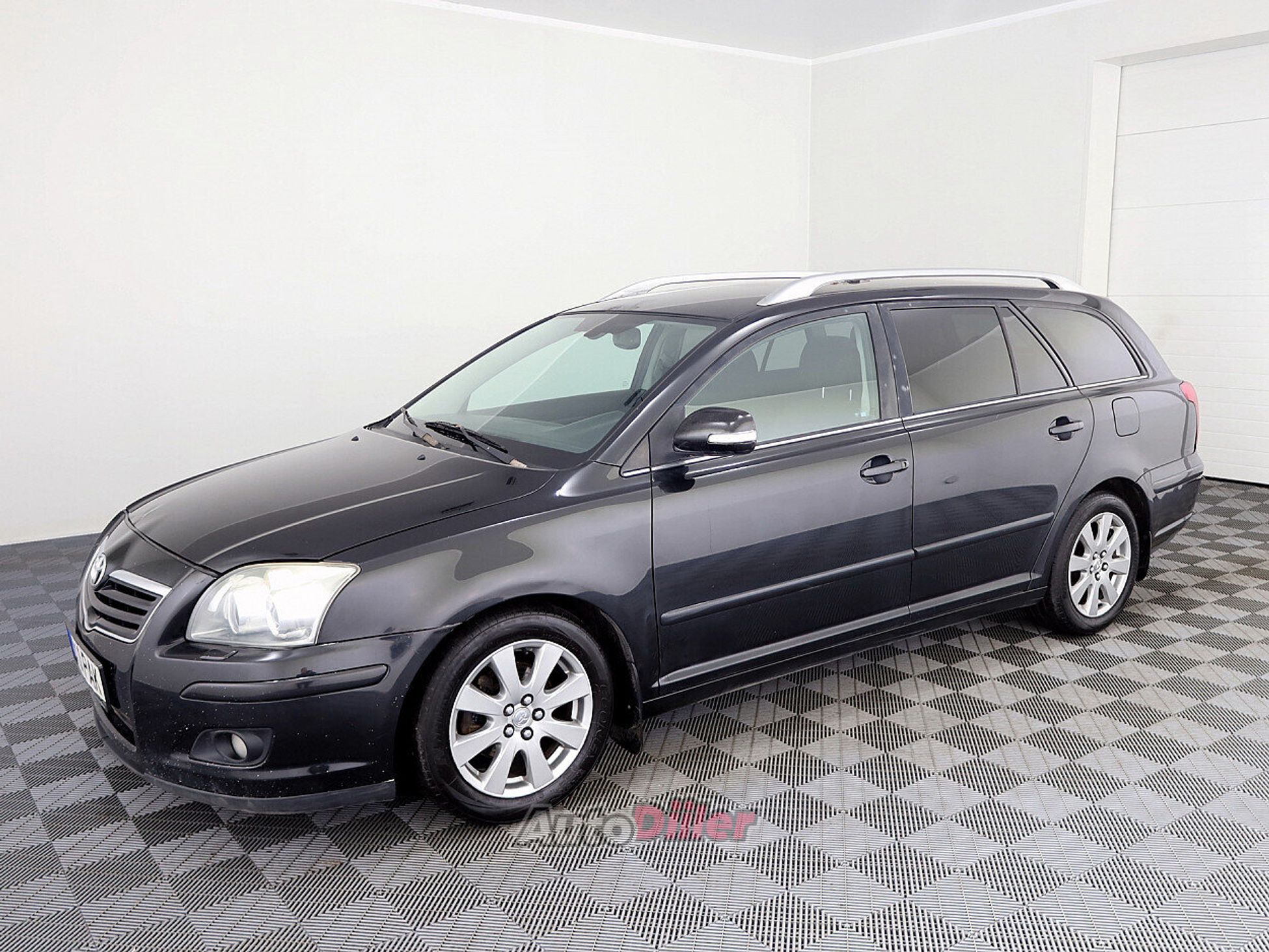 Toyota Avensis 1.8 95kW 2008, photo 2/7