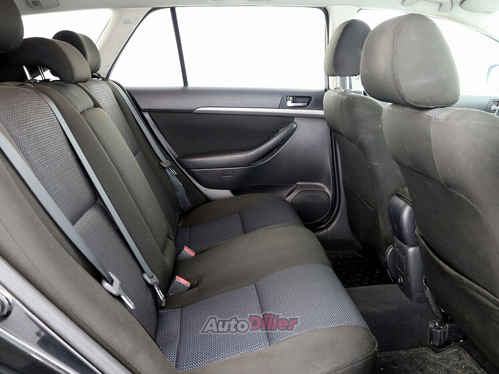 Toyota Avensis 1.8 95kW 2008, photo 7/7