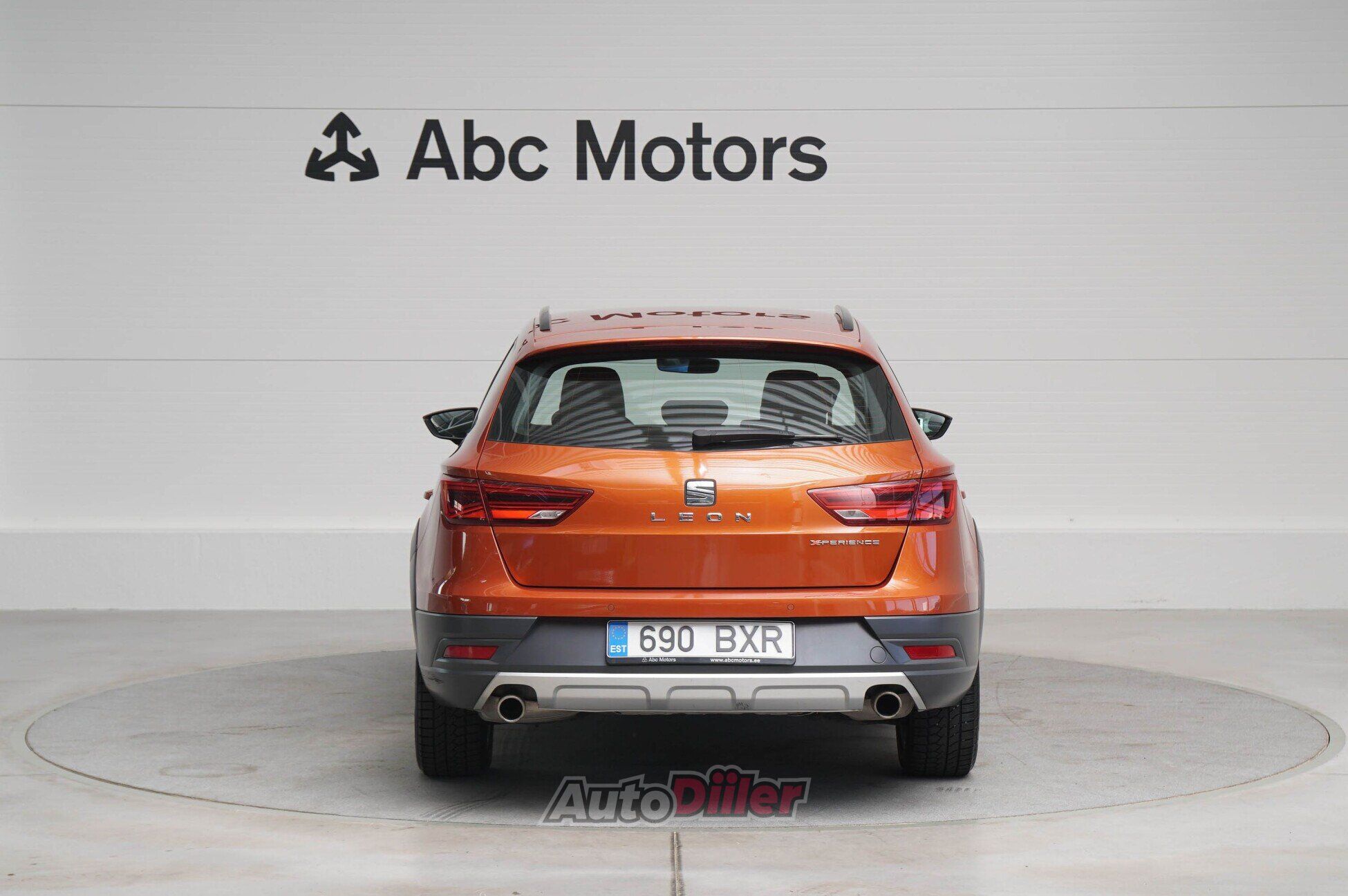 SEAT Leon 2018, photo 5/10