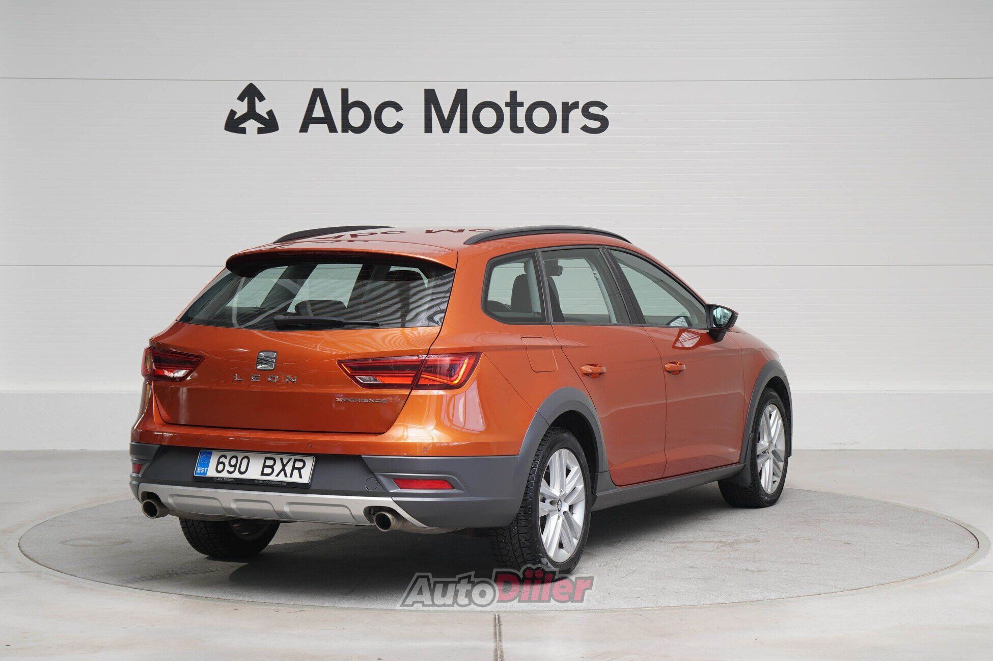 SEAT Leon 2018, photo 4/10
