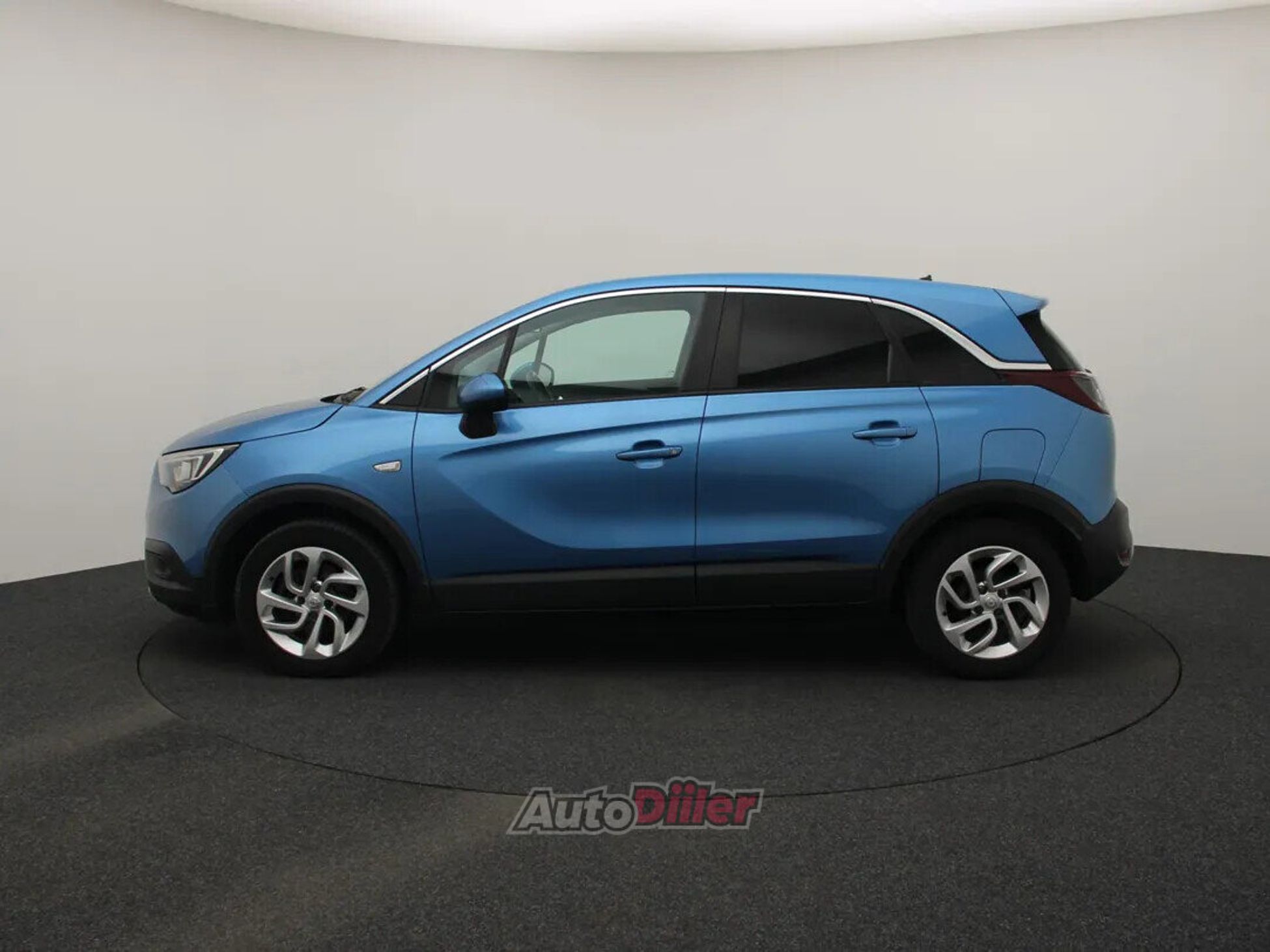 Opel Crossland Innovation 1.5 88kW 2019, kuva 6/10