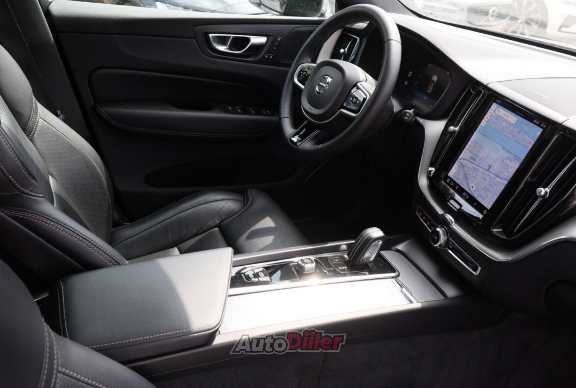 Volvo XC60 2022, photo 3/3
