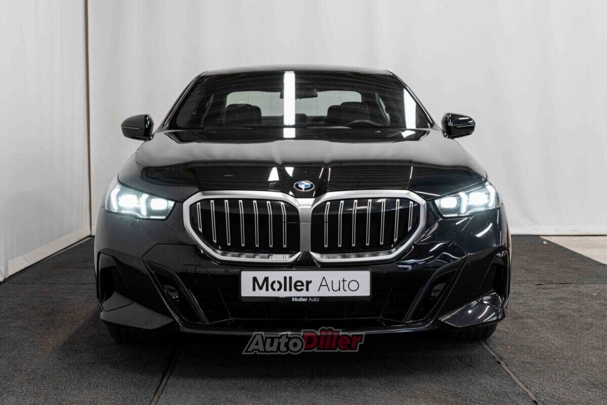 BMW 520 2.0 145kW 2024, photo 2/10
