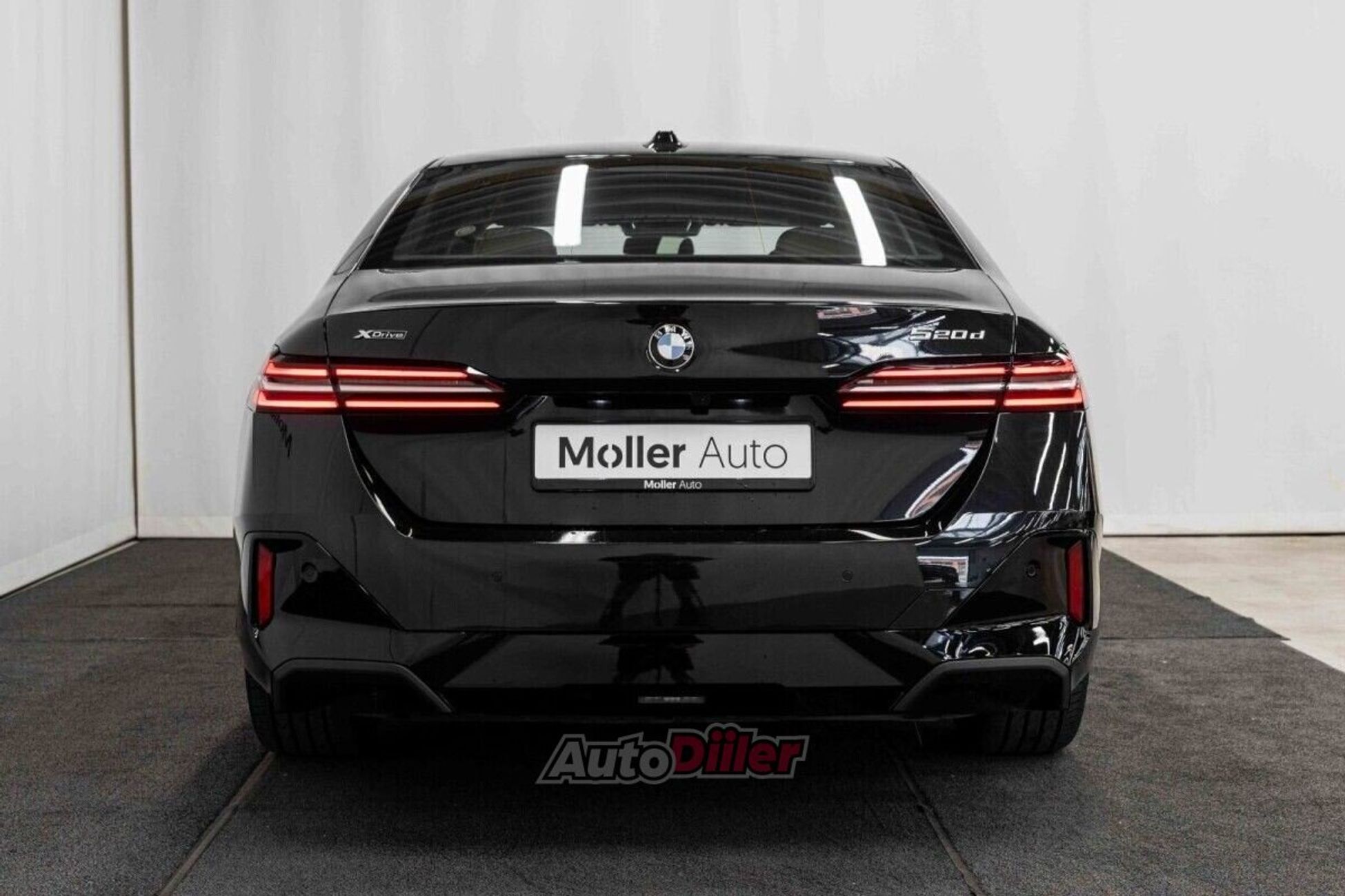 BMW 520 2.0 145kW 2024, photo 4/10