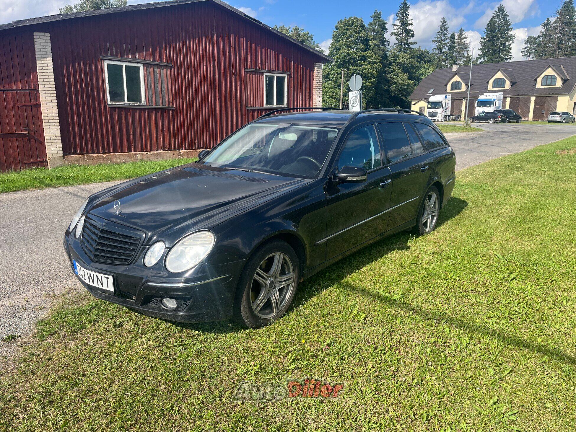 Mercedes-Benz E 320 Avantgrade 3.0 165kW 2009, photo 2/5