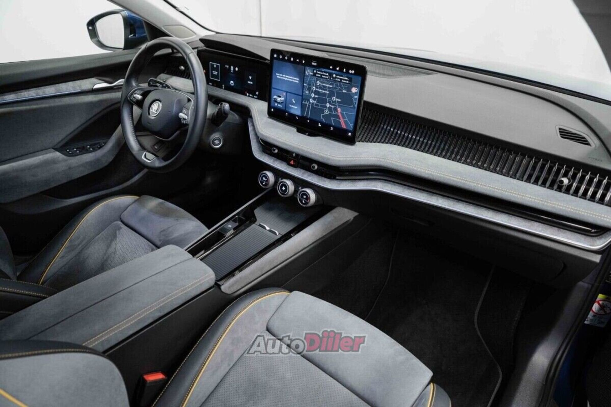 Skoda Superb 2.0 110kW 2024, kuva 7/10