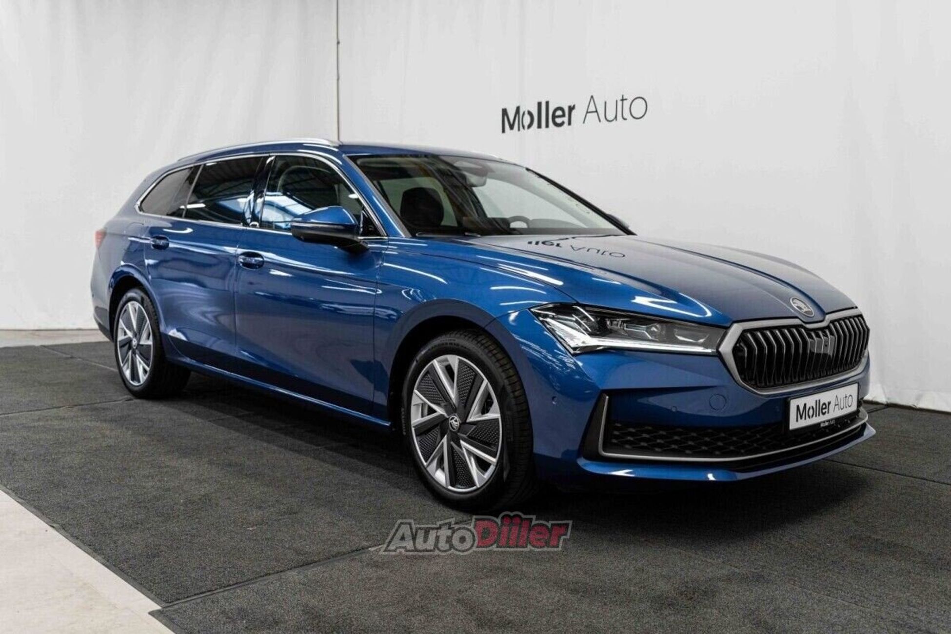 Skoda Superb 2.0 110kW 2024, kuva 6/10
