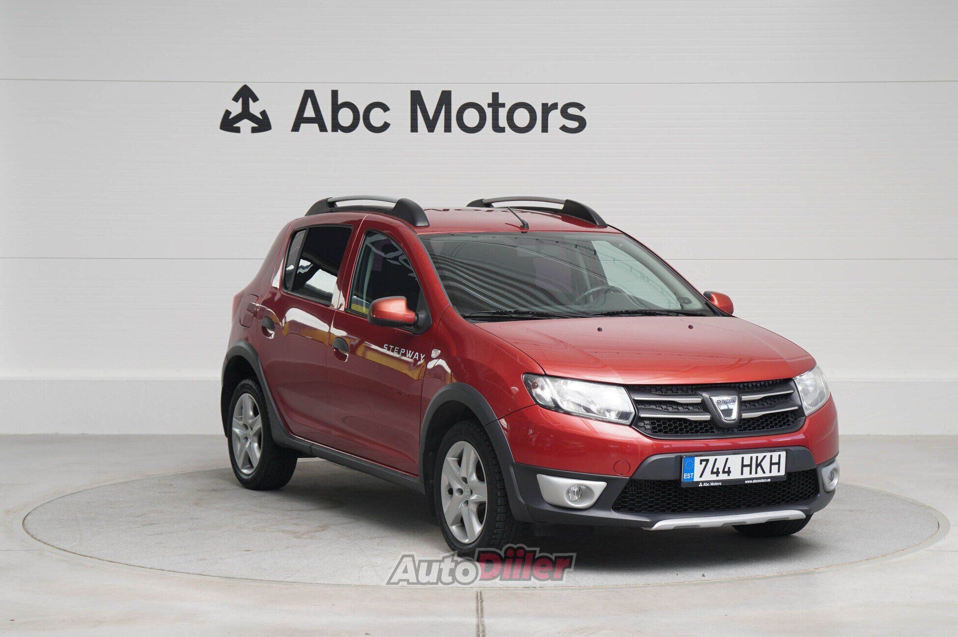 Dacia Sandero 2013, photo 3/10