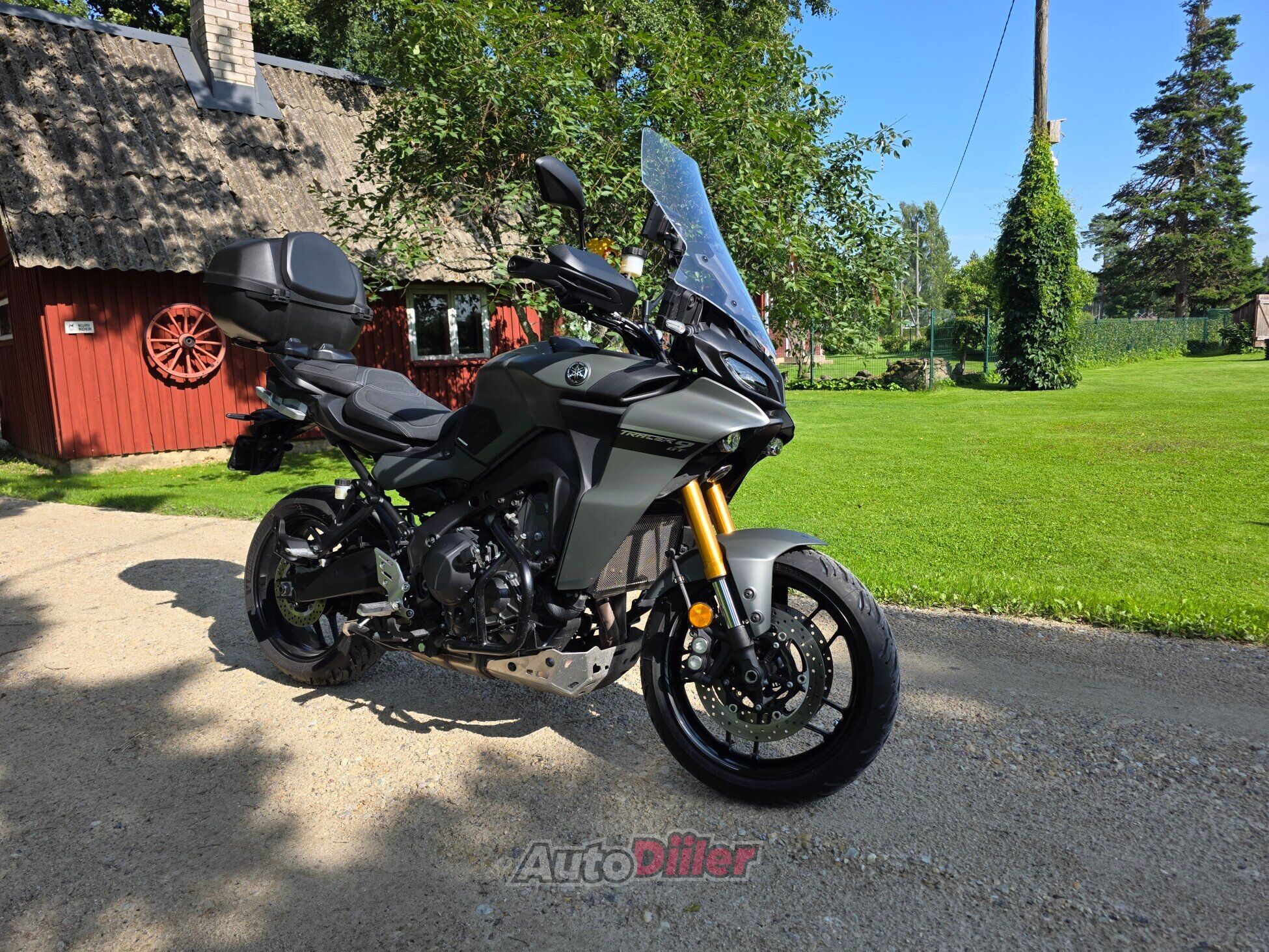 Yamaha TRACER