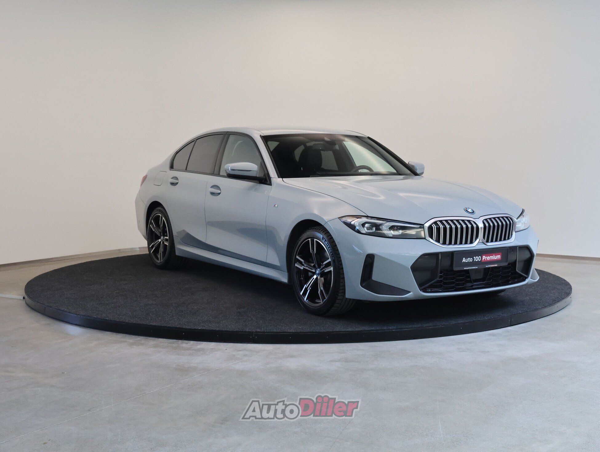 BMW 330 2024, kuva 2/10